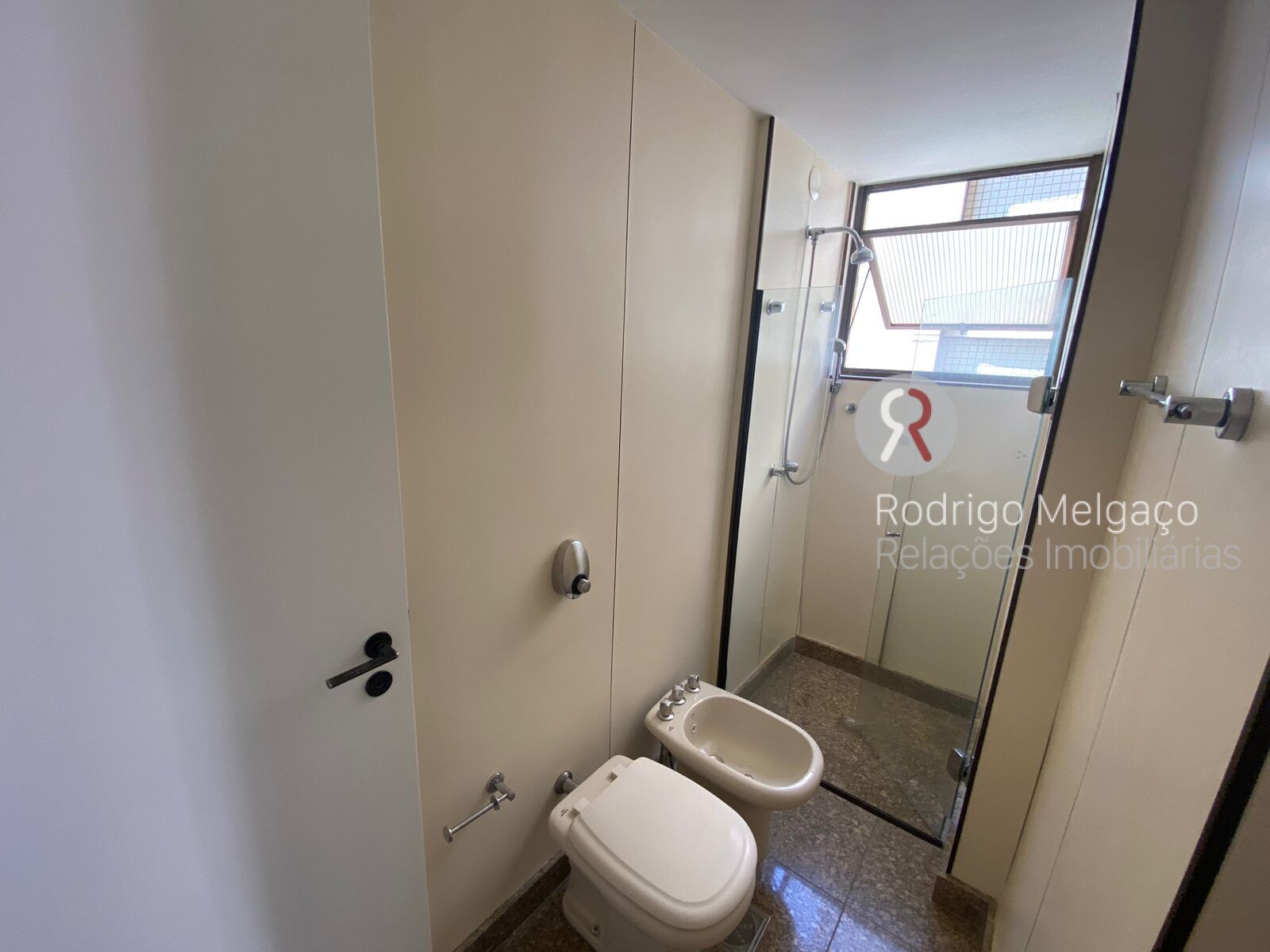 Apartamento à venda com 3 quartos, 115m² - Foto 20