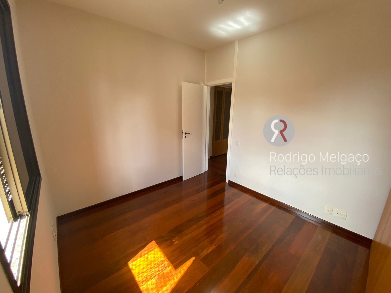 Apartamento à venda com 3 quartos, 115m² - Foto 16