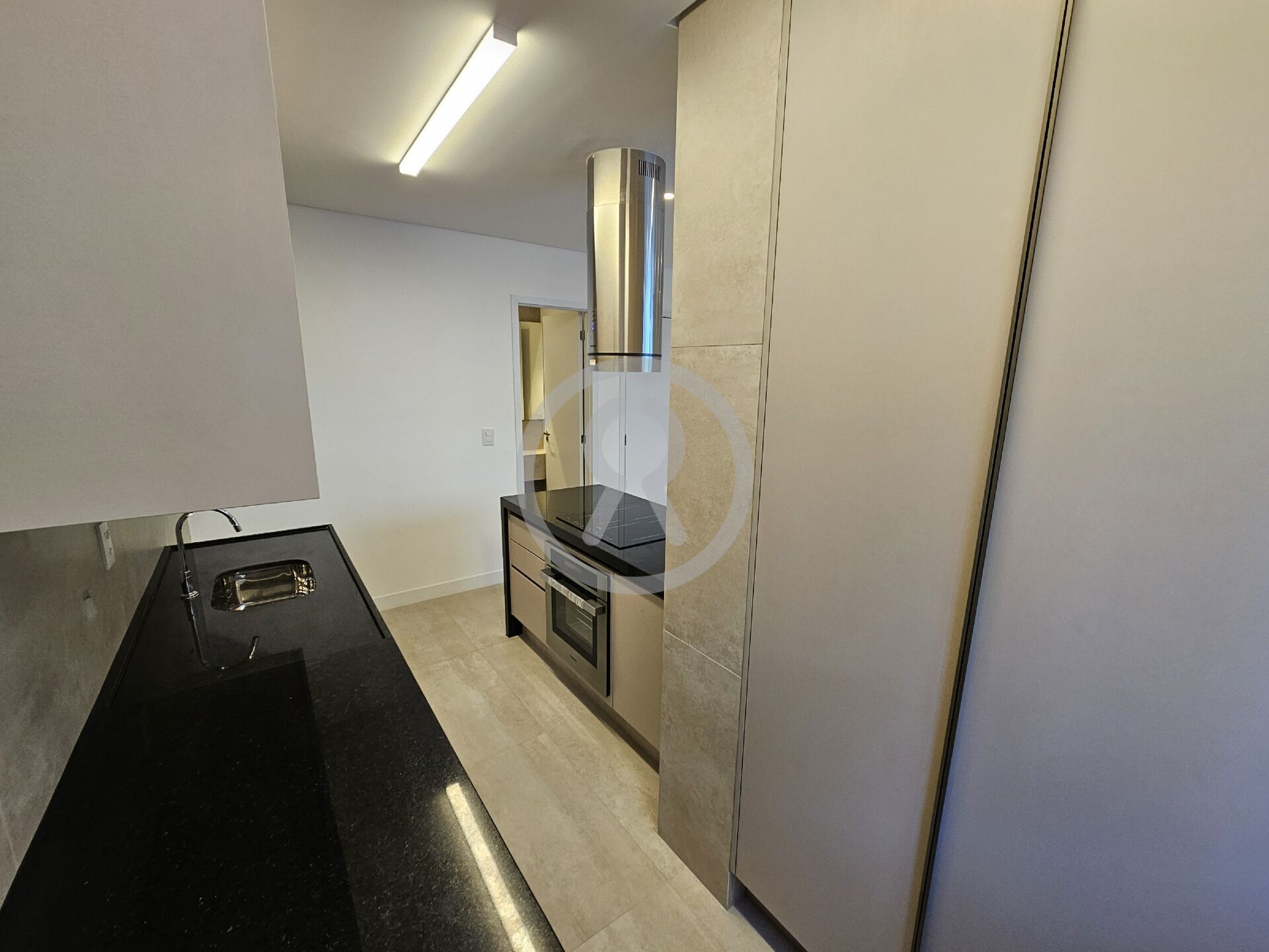 Apartamento à venda com 2 quartos, 74m² - Foto 13