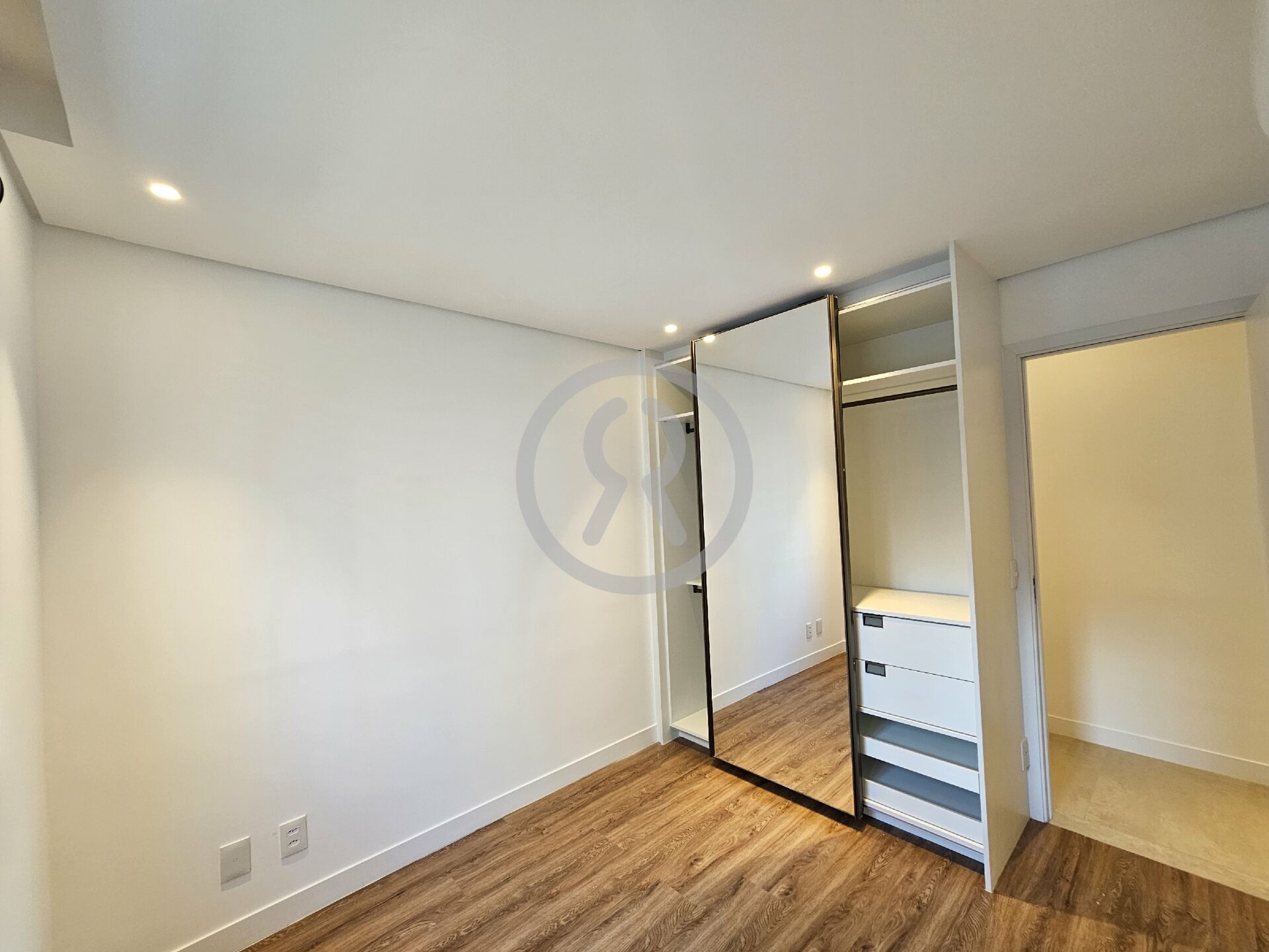 Apartamento à venda com 2 quartos, 74m² - Foto 20