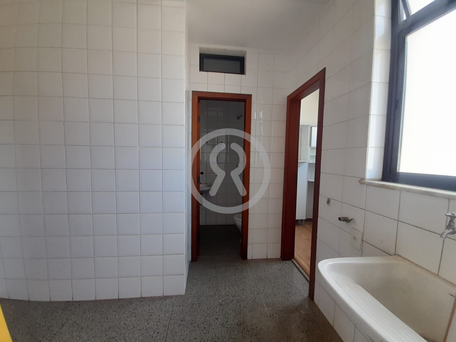 Cobertura para alugar com 4 quartos, 230m² - Foto 16