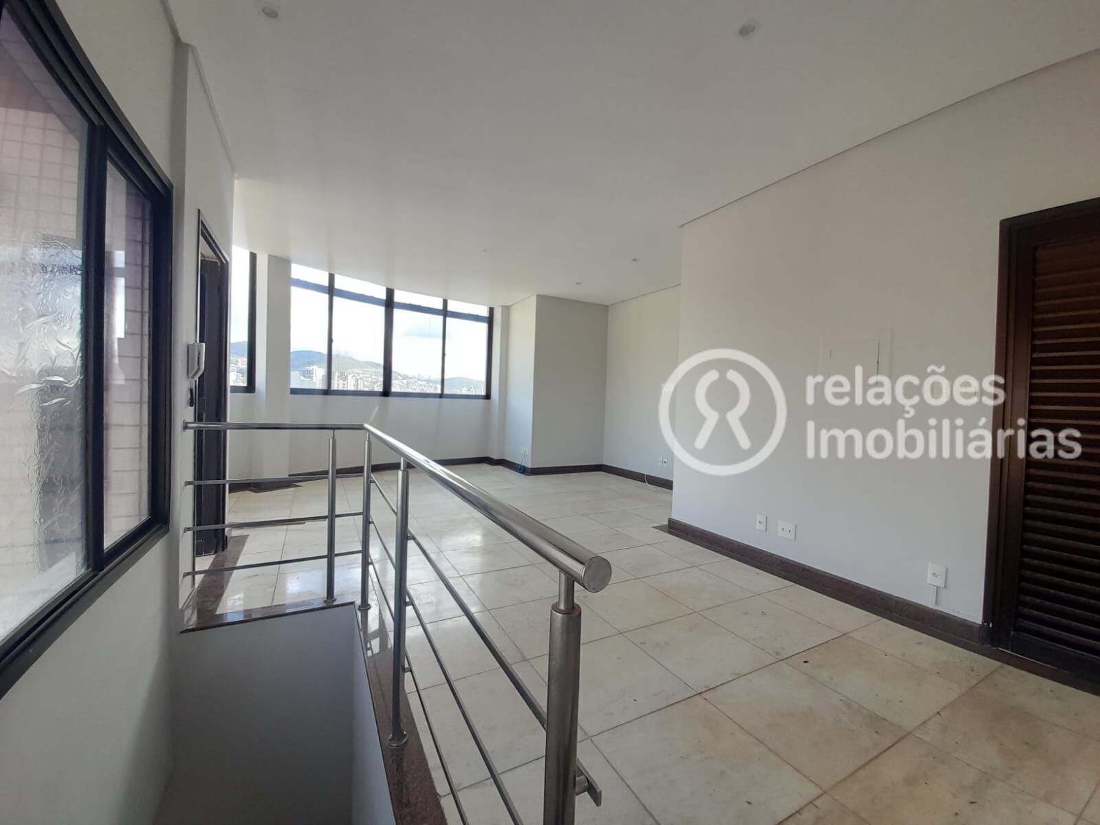 Cobertura para alugar com 4 quartos, 230m² - Foto 7