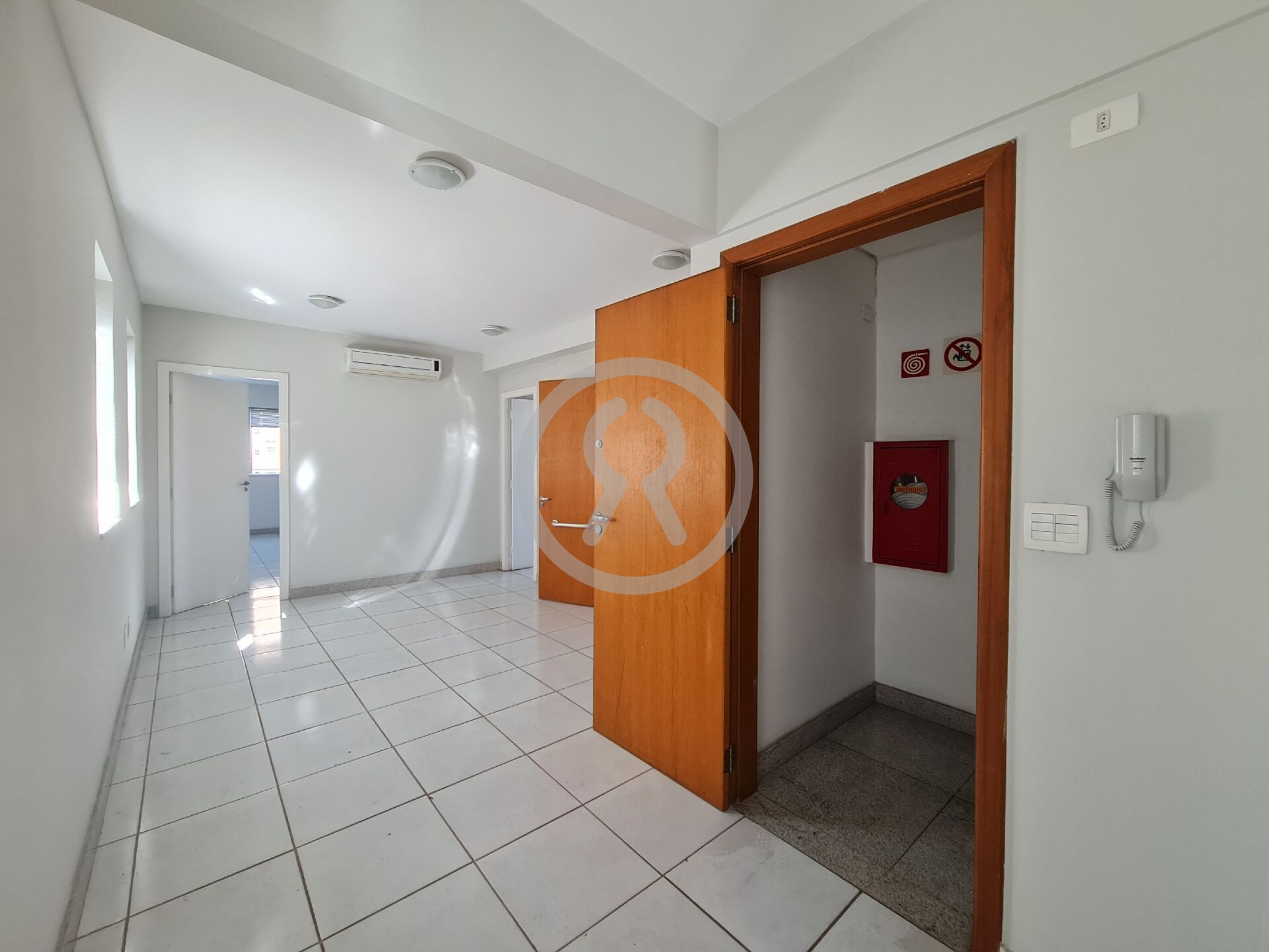 Conjunto Comercial-Sala à venda, 60m² - Foto 5