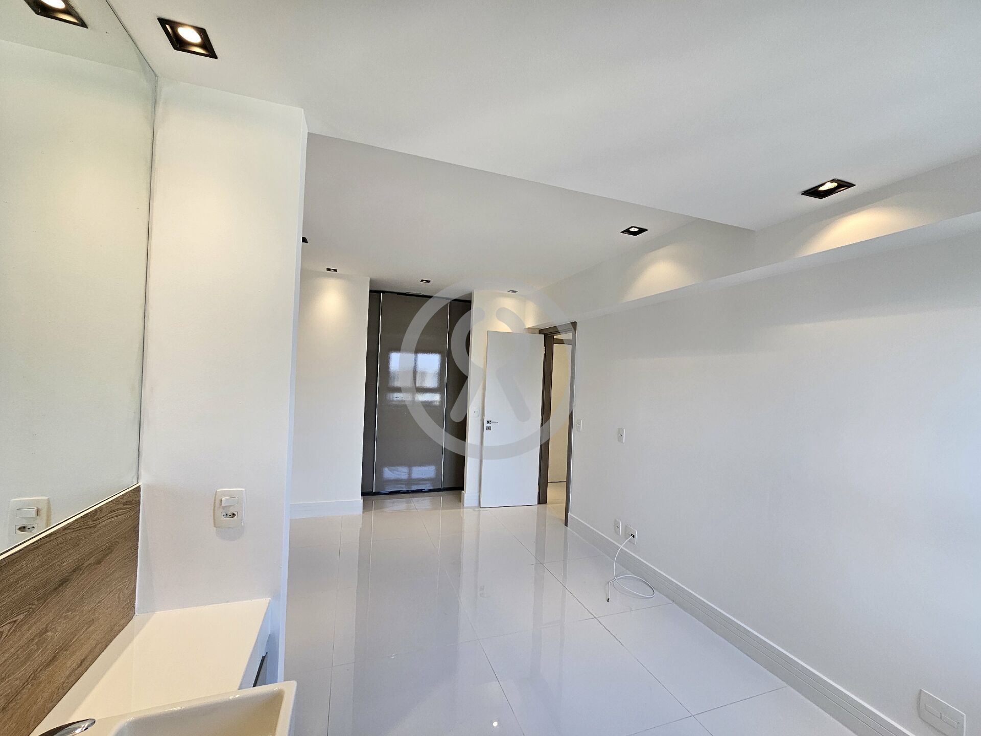 Apartamento à venda com 2 quartos, 73m² - Foto 31