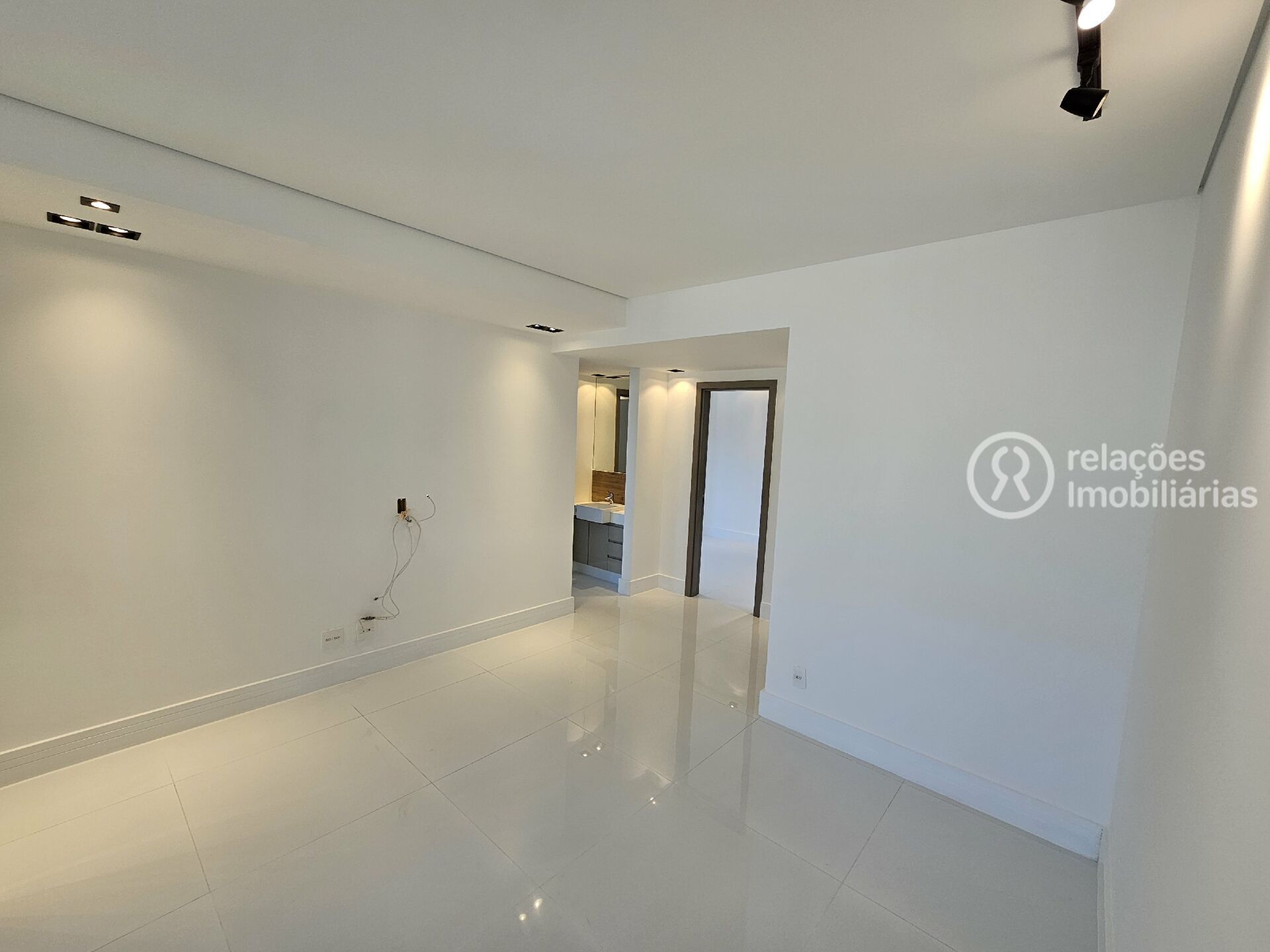 Apartamento à venda com 2 quartos, 73m² - Foto 15