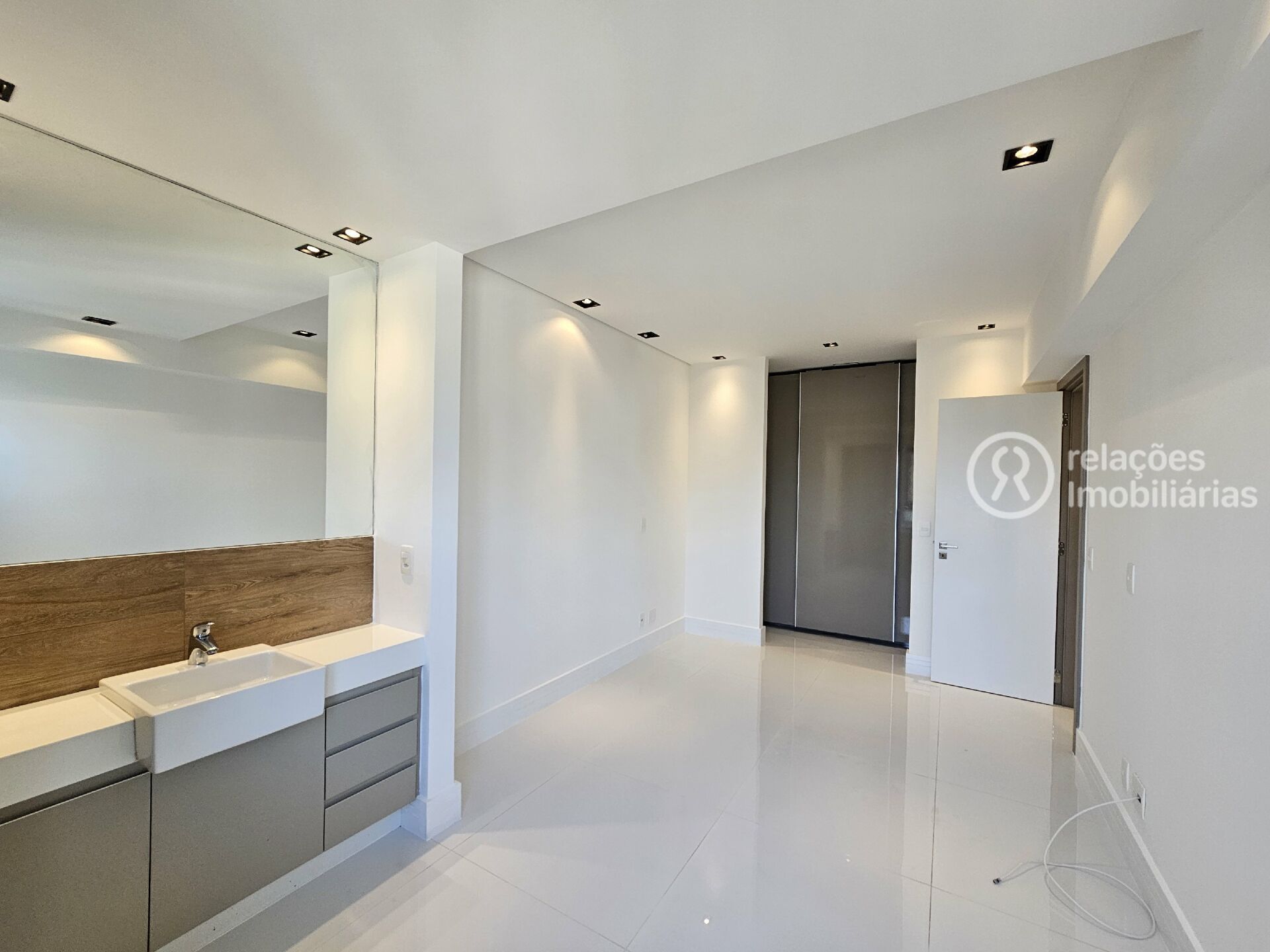 Apartamento à venda com 2 quartos, 73m² - Foto 30