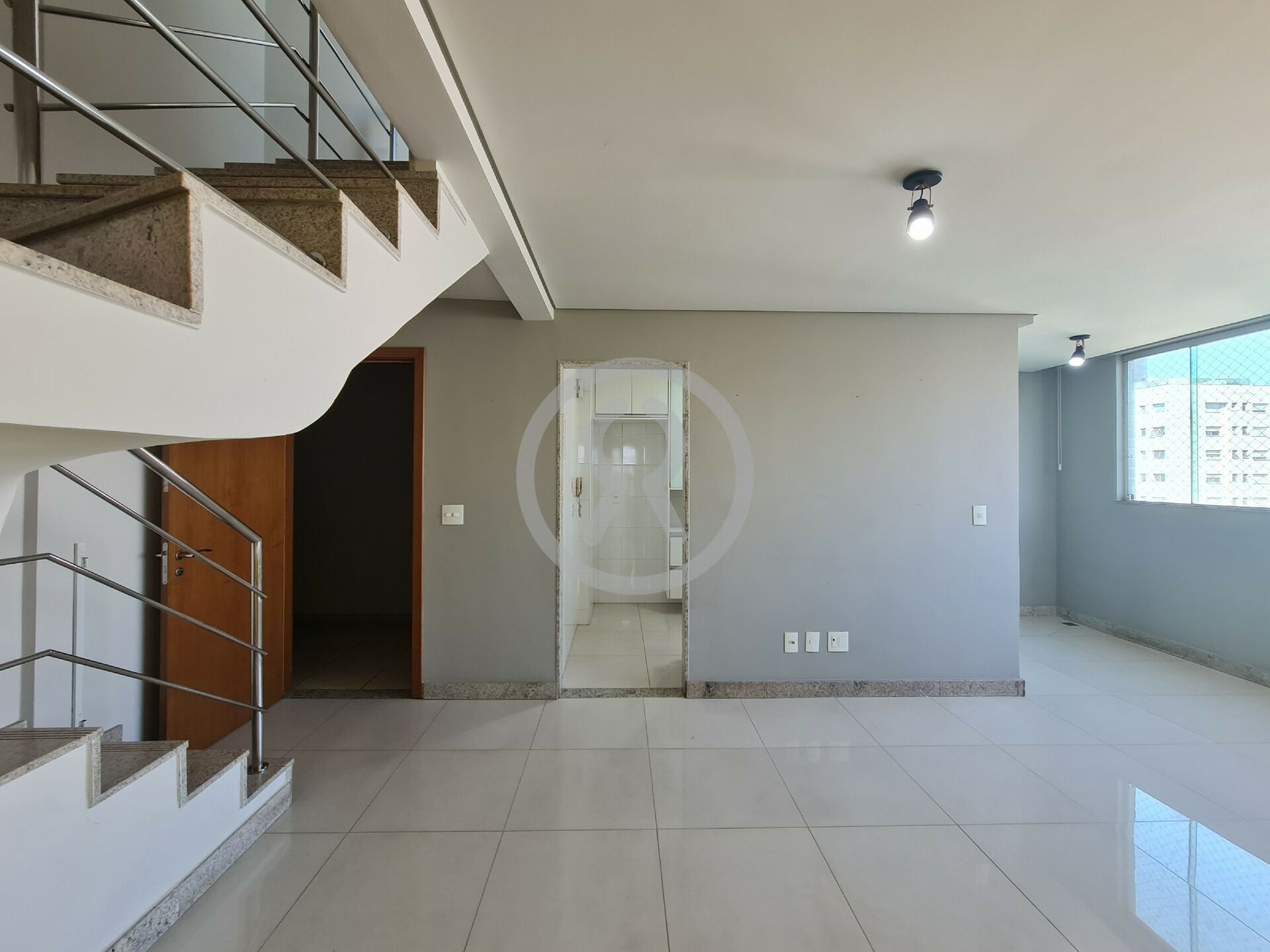 Cobertura para alugar com 3 quartos, 170m² - Foto 8