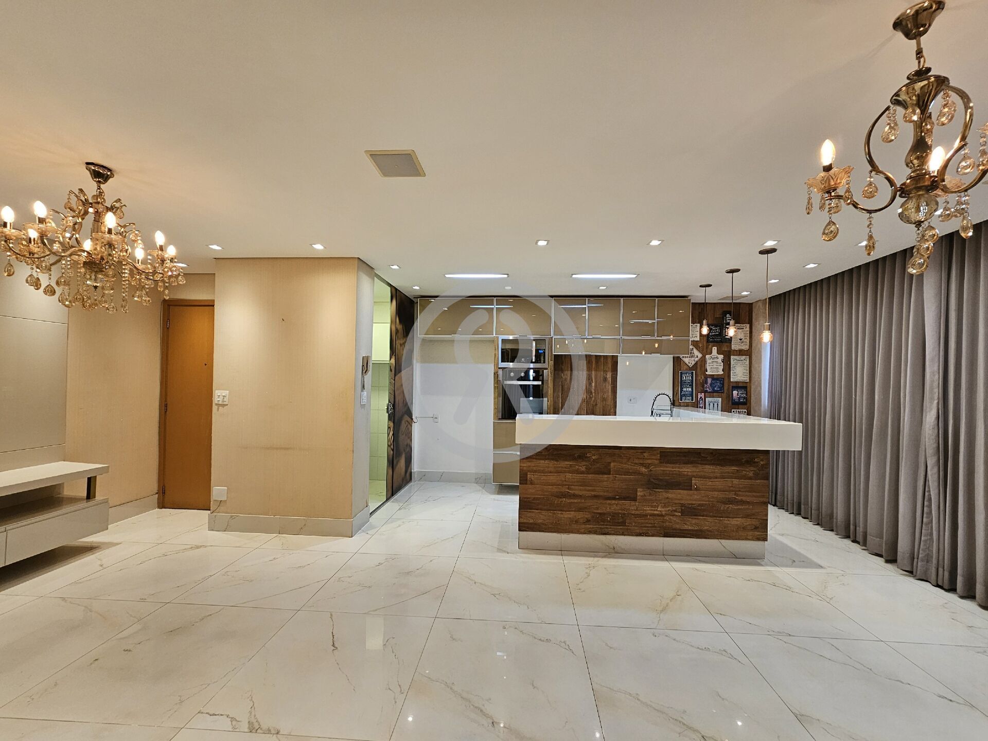 Apartamento à venda com 3 quartos, 75m² - Foto 4