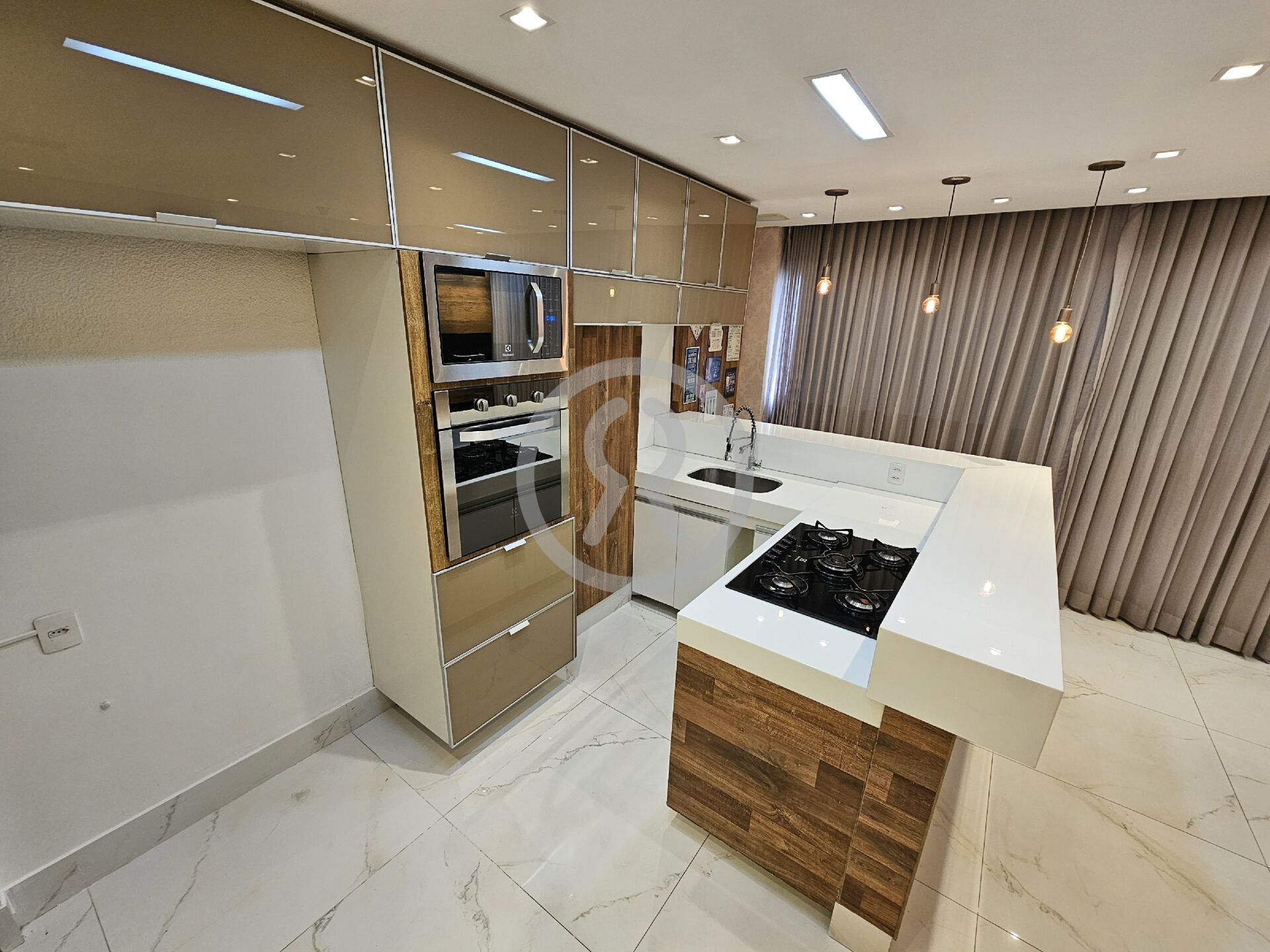 Apartamento à venda com 3 quartos, 75m² - Foto 15