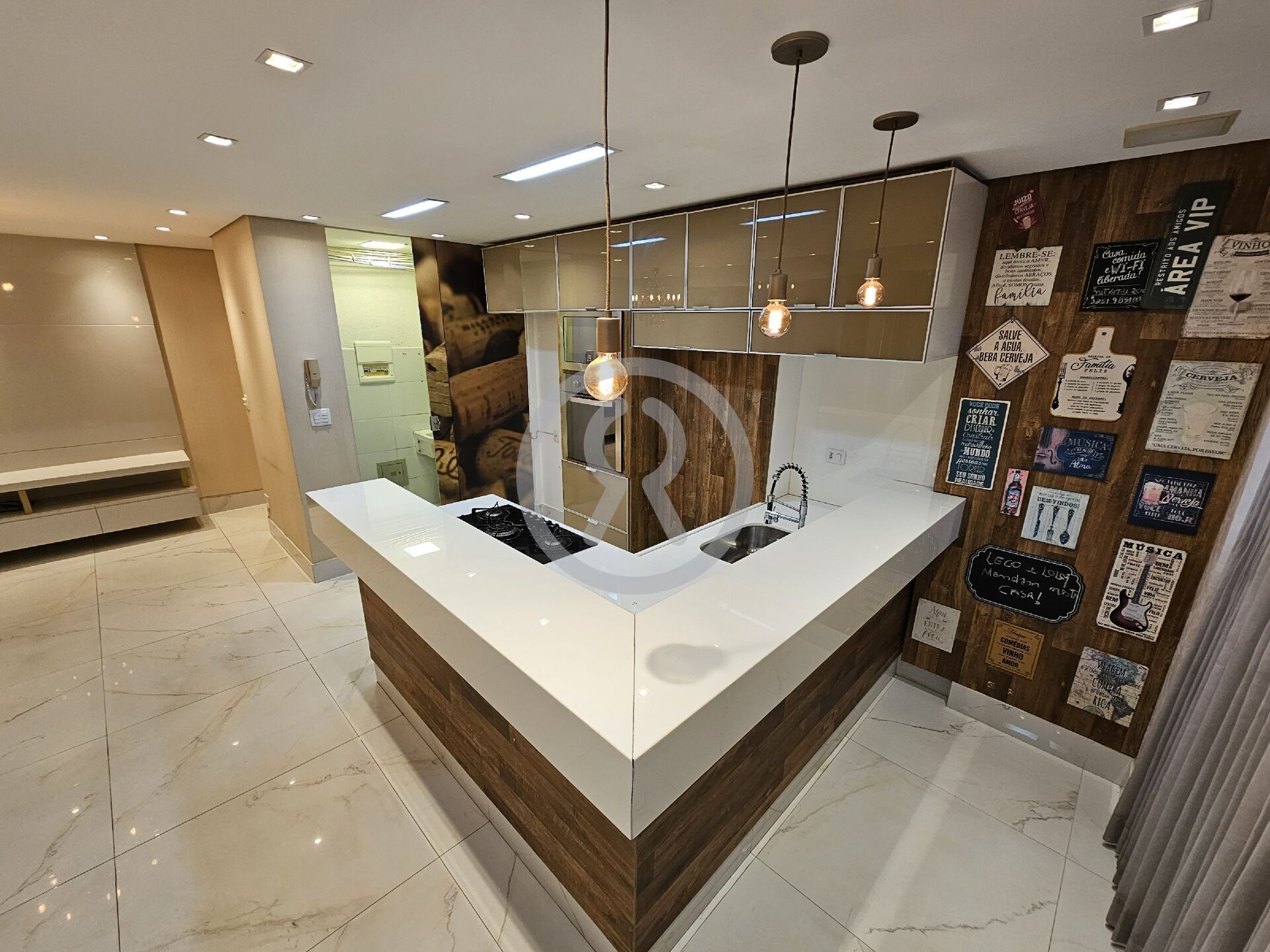 Apartamento à venda com 3 quartos, 75m² - Foto 10