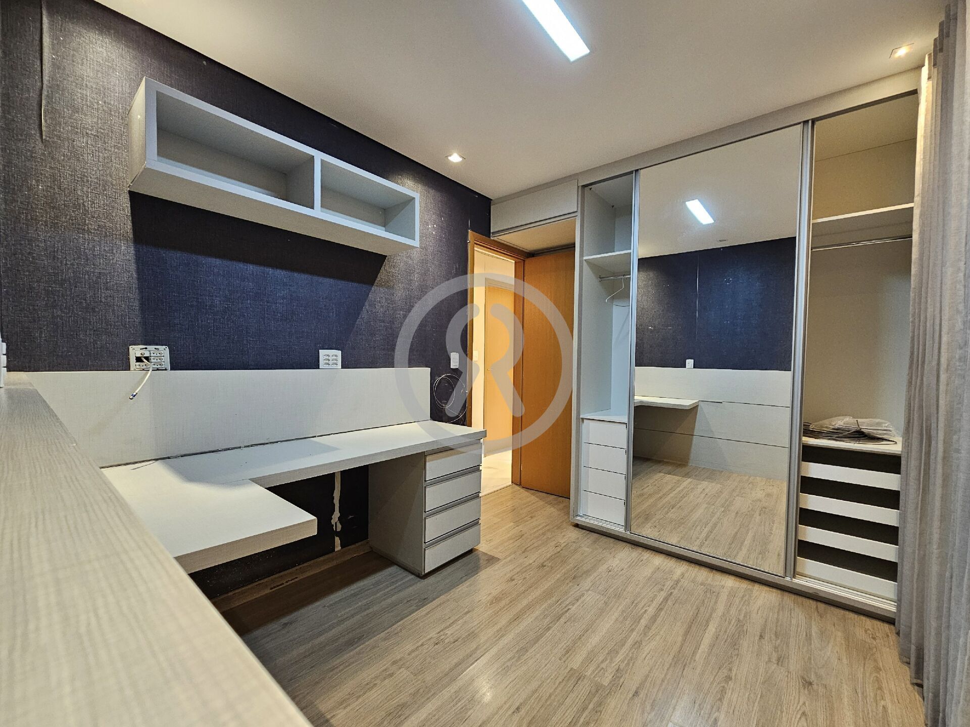Apartamento à venda com 3 quartos, 75m² - Foto 25