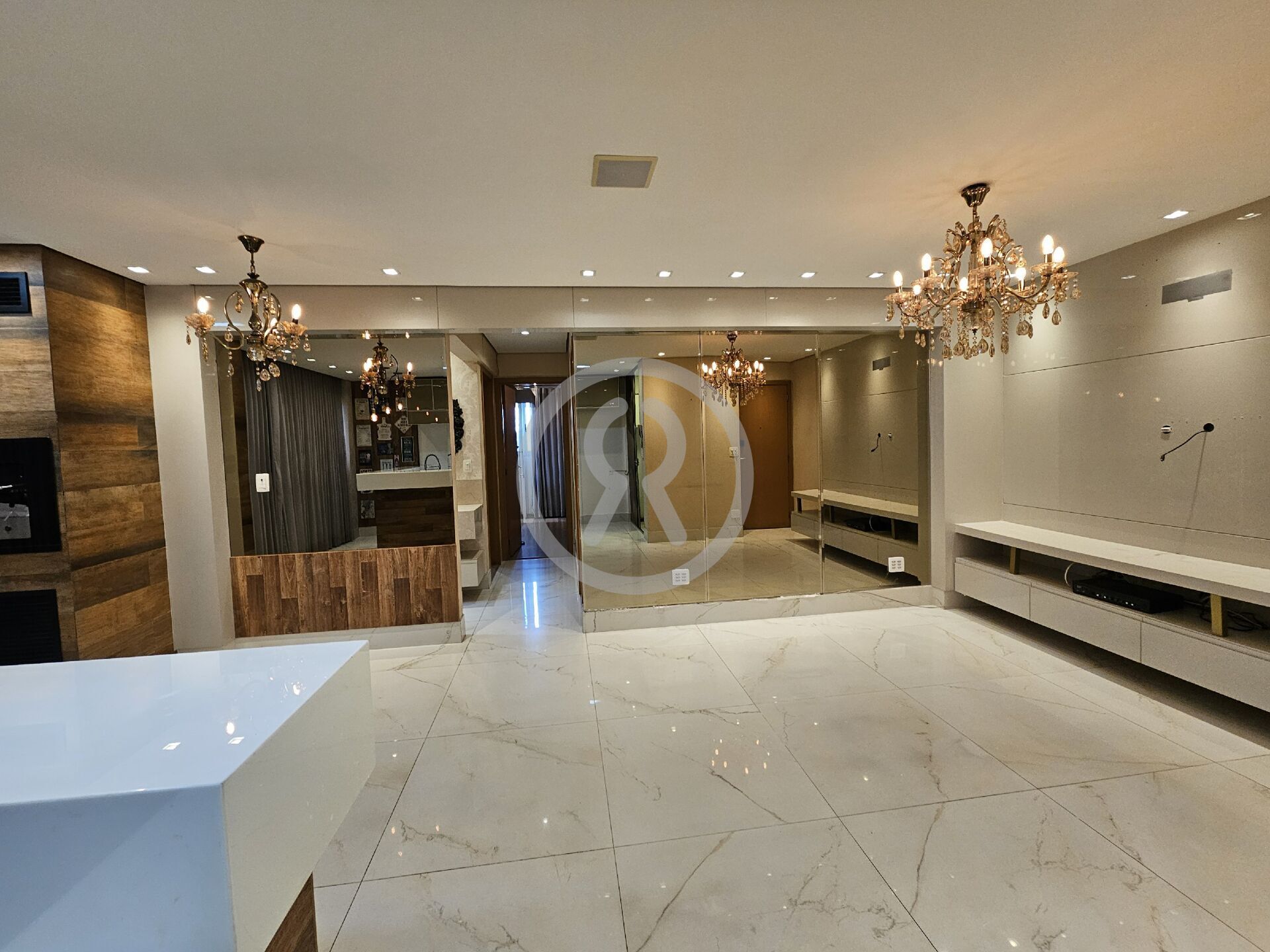Apartamento à venda com 3 quartos, 75m² - Foto 11