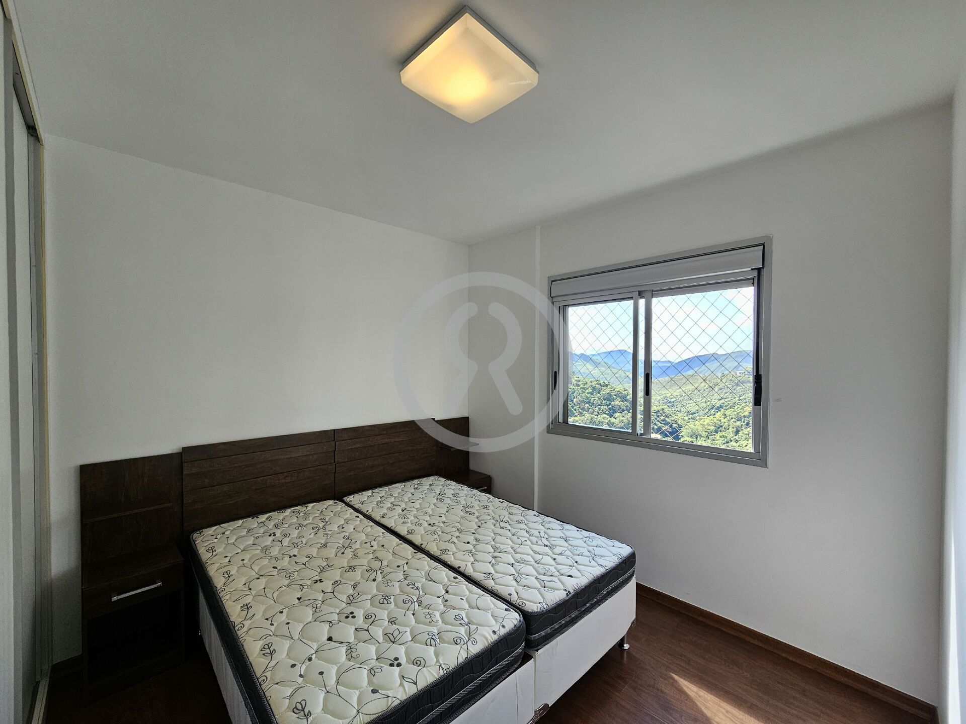 Apartamento para alugar com 2 quartos, 77m² - Foto 22