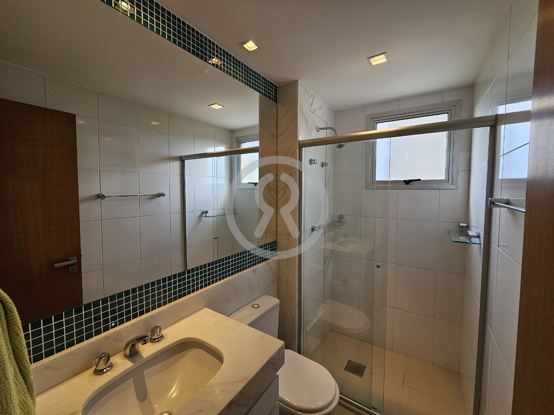 Apartamento para alugar com 2 quartos, 77m² - Foto 18