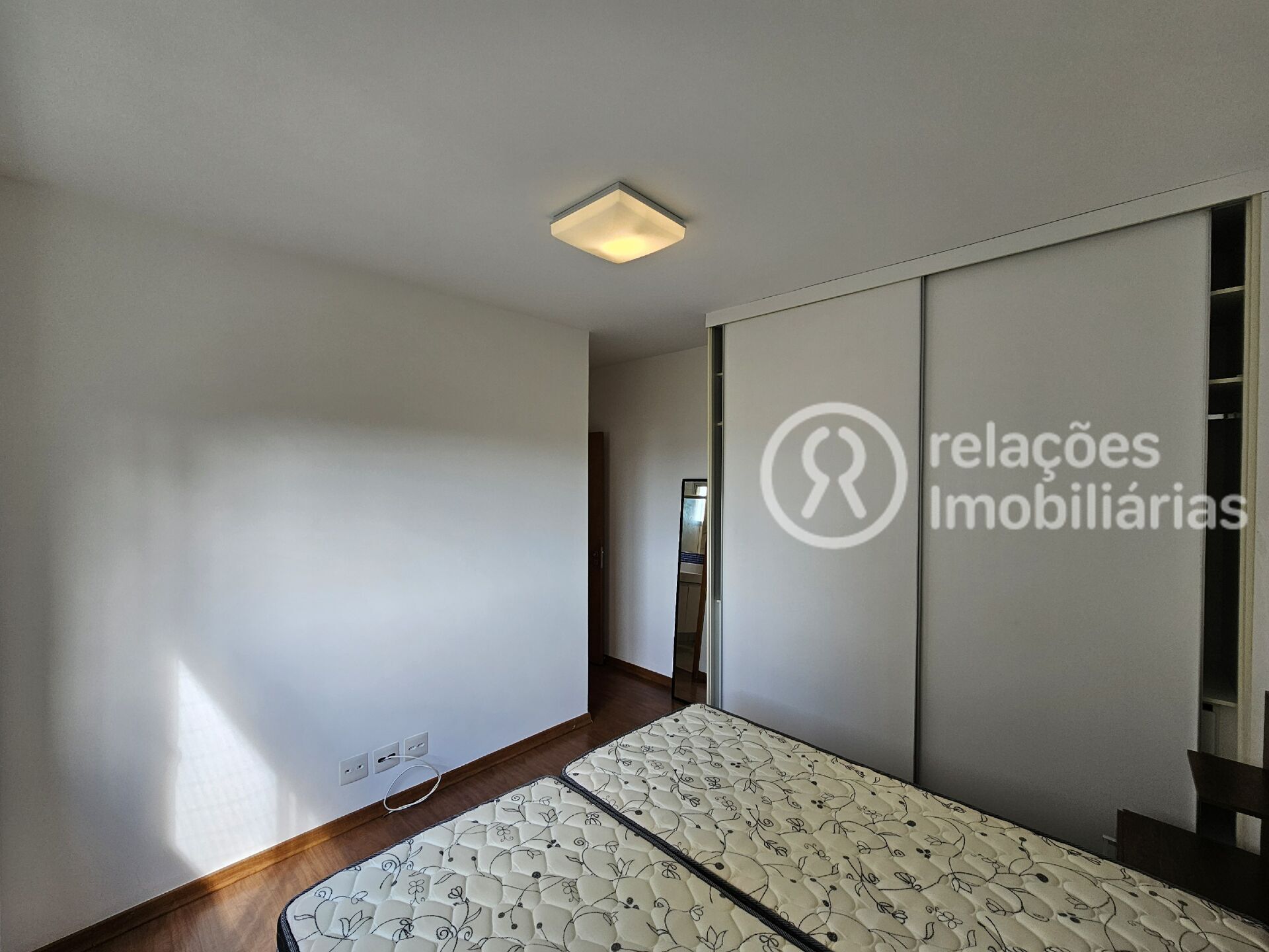 Apartamento para alugar com 2 quartos, 77m² - Foto 24