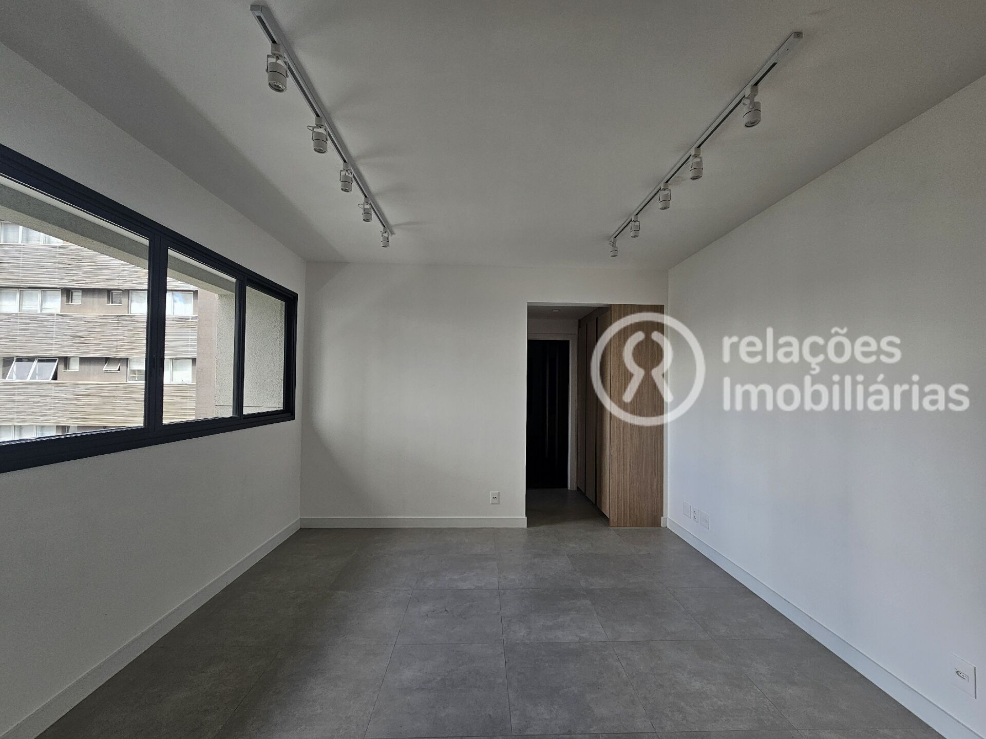 Apartamento para alugar com 2 quartos, 65m² - Foto 4