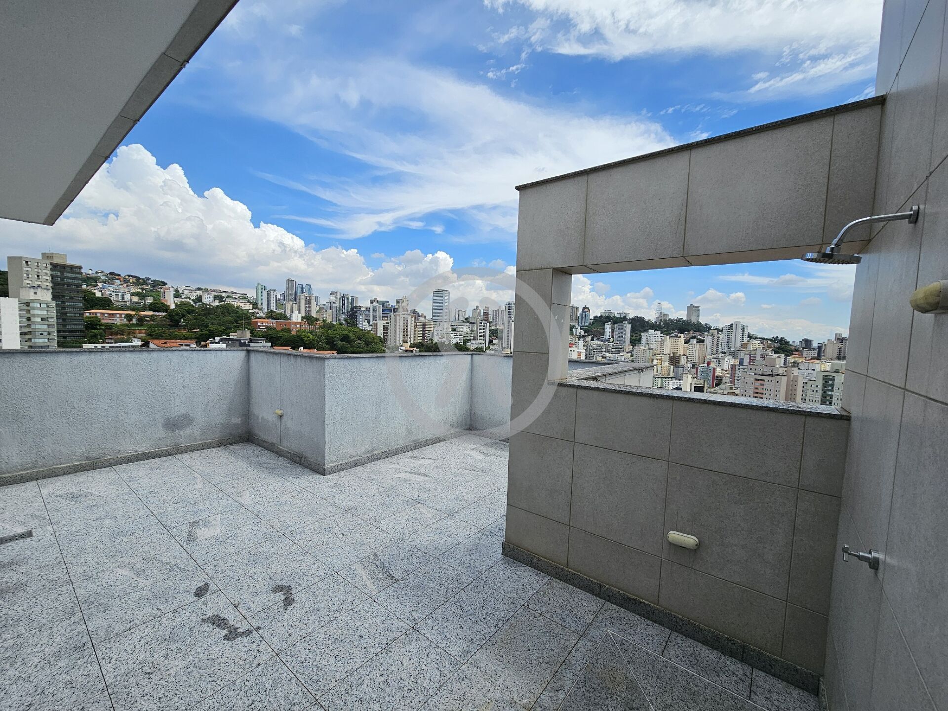 Cobertura para alugar com 2 quartos, 132m² - Foto 41