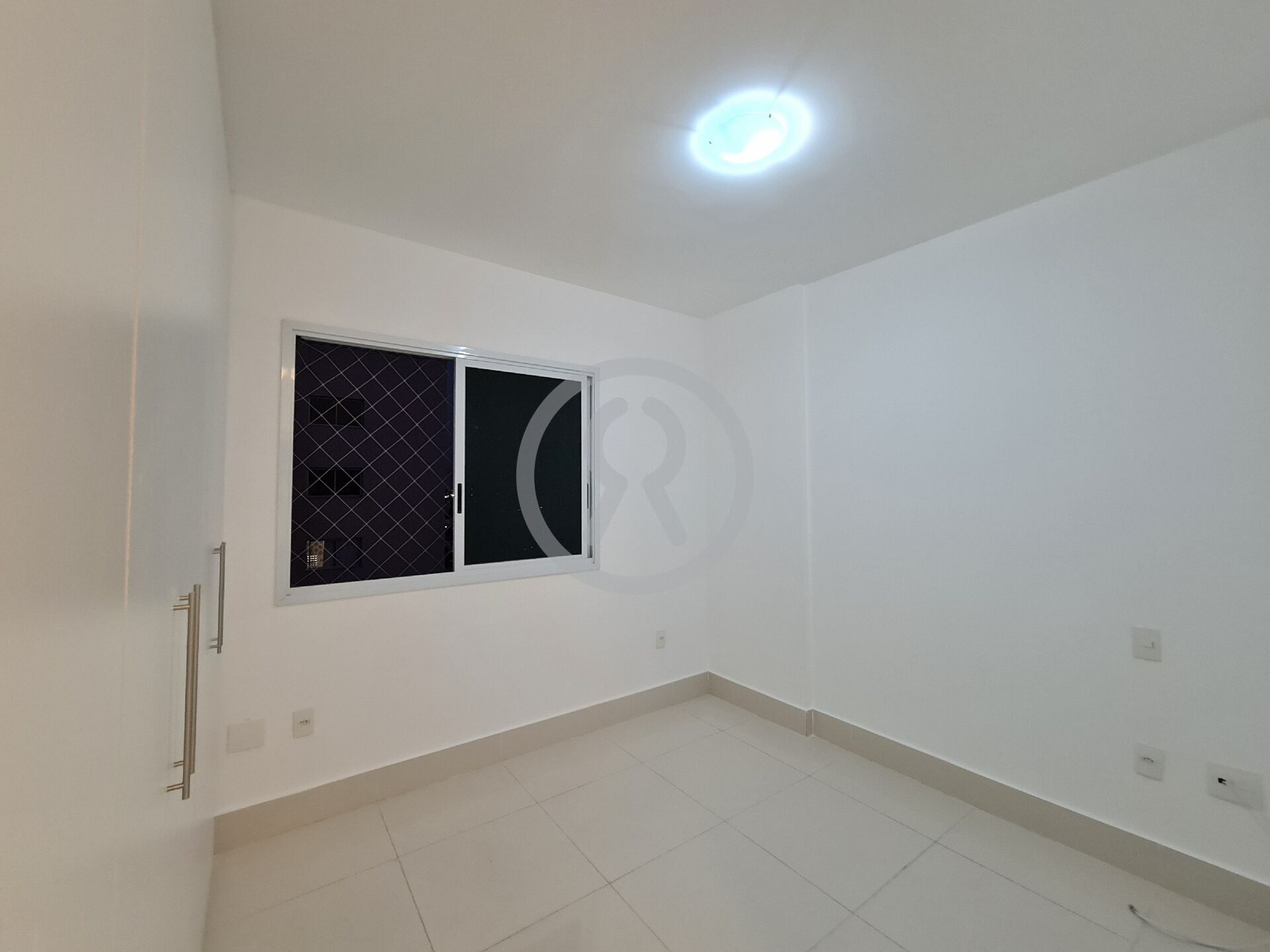 Apartamento para alugar com 3 quartos, 90m² - Foto 14