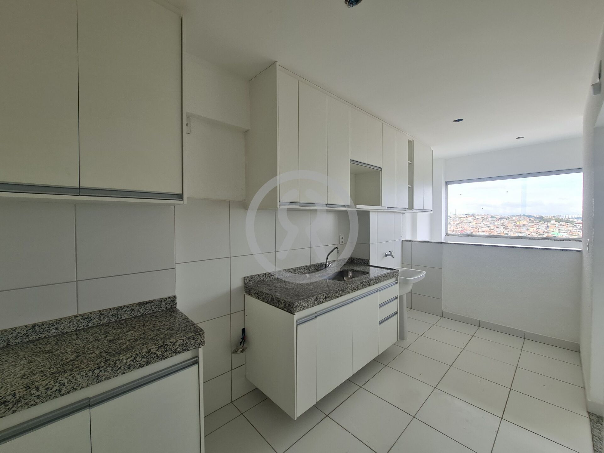 Apartamento para alugar com 3 quartos, 75m² - Foto 12