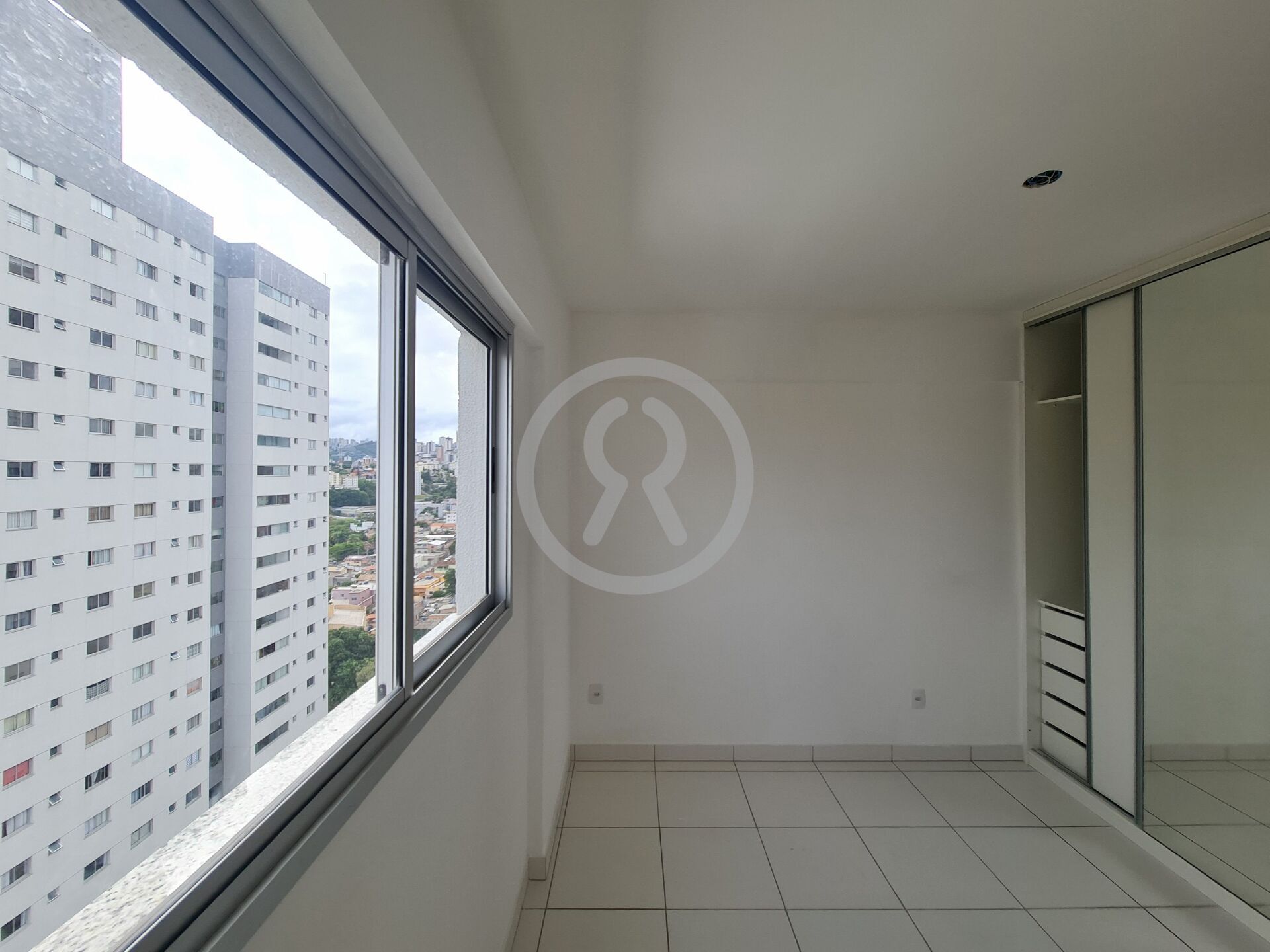 Apartamento para alugar com 3 quartos, 75m² - Foto 28