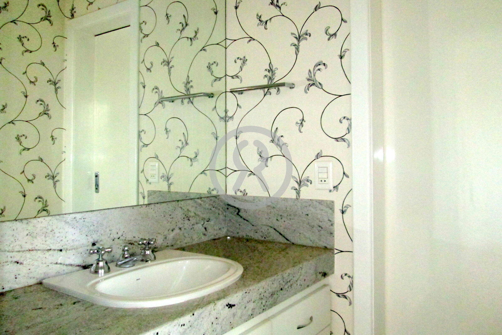 Apartamento à venda com 4 quartos, 205m² - Foto 16