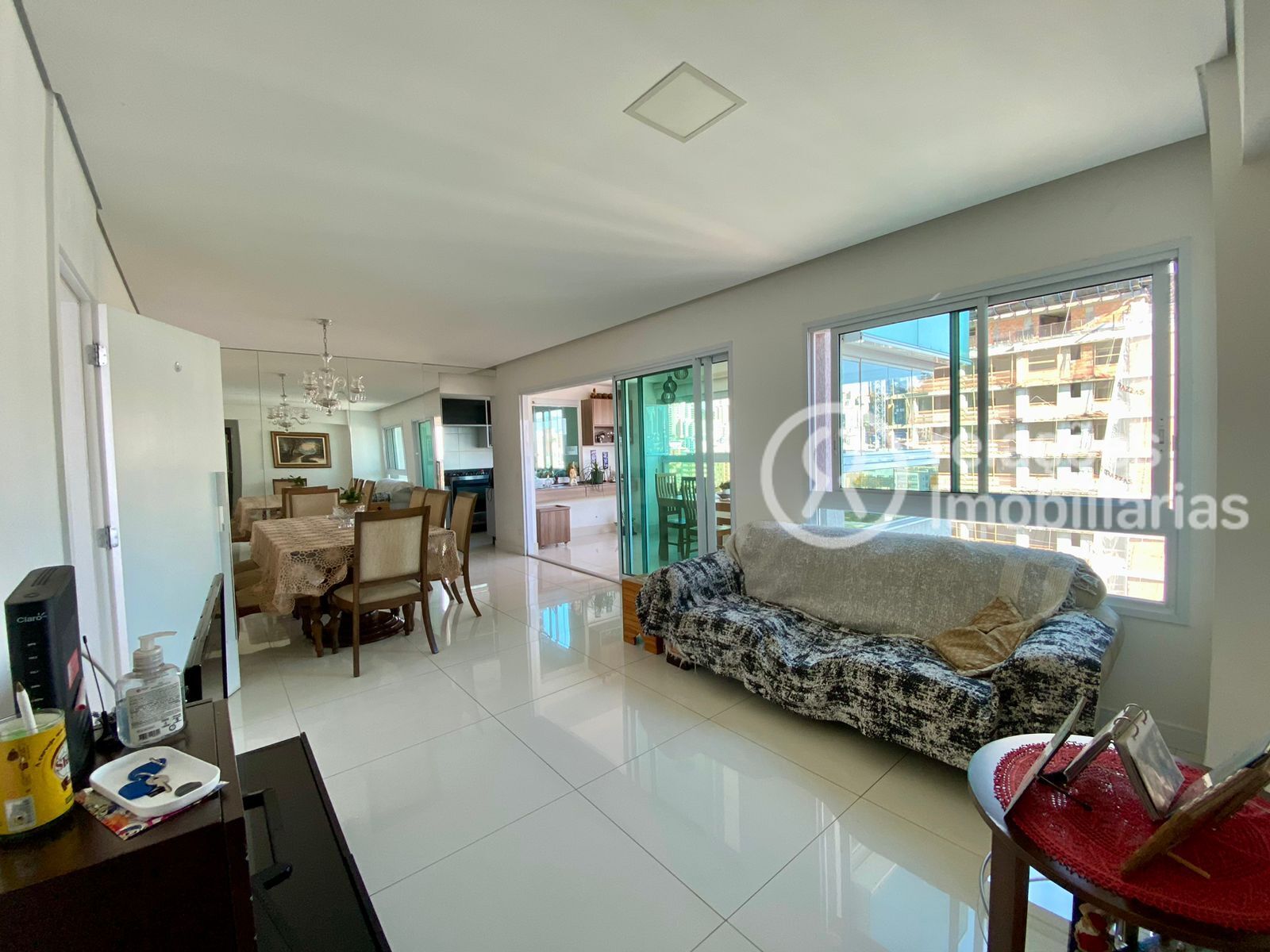 Apartamento para alugar com 4 quartos, 141m² - Foto 1