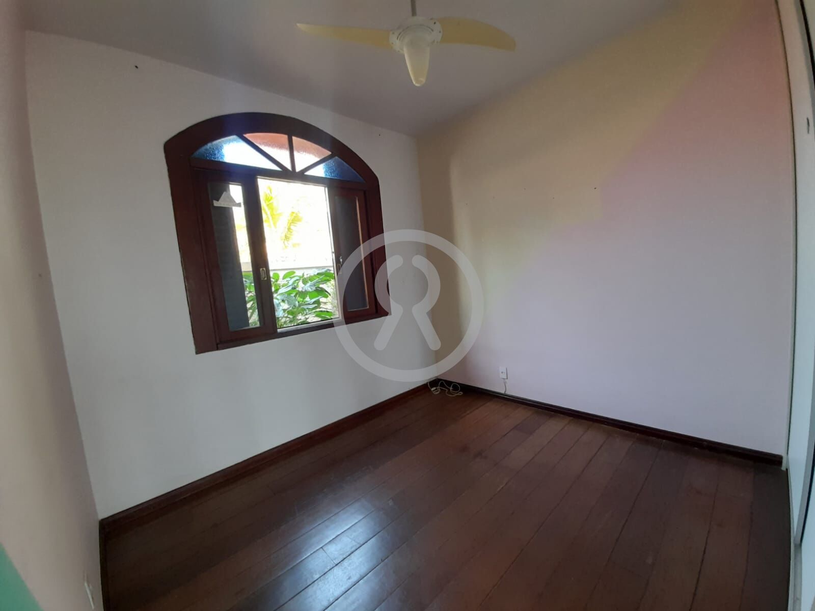 Casa para alugar com 4 quartos, 440m² - Foto 38