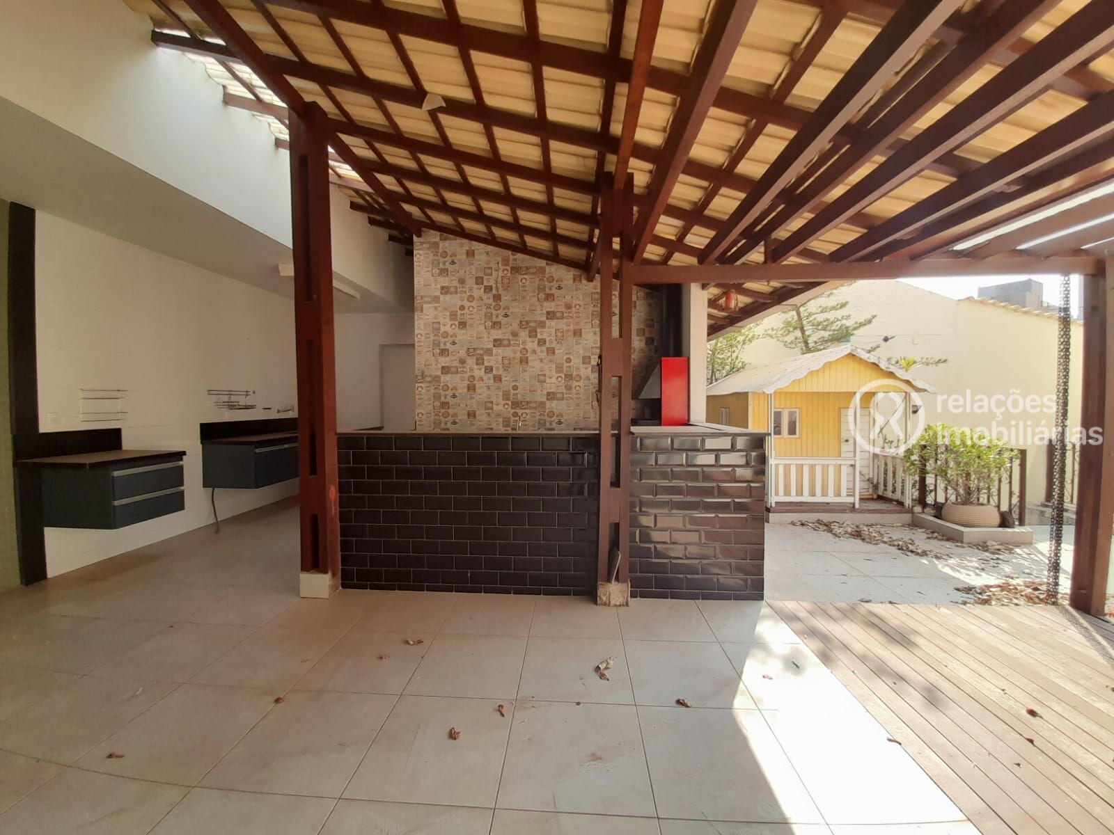 Casa para alugar com 4 quartos, 440m² - Foto 6