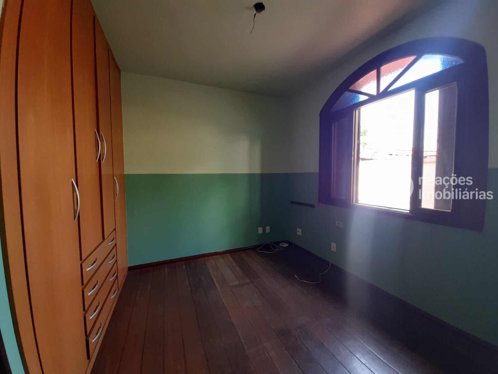 Casa para alugar com 4 quartos, 440m² - Foto 40