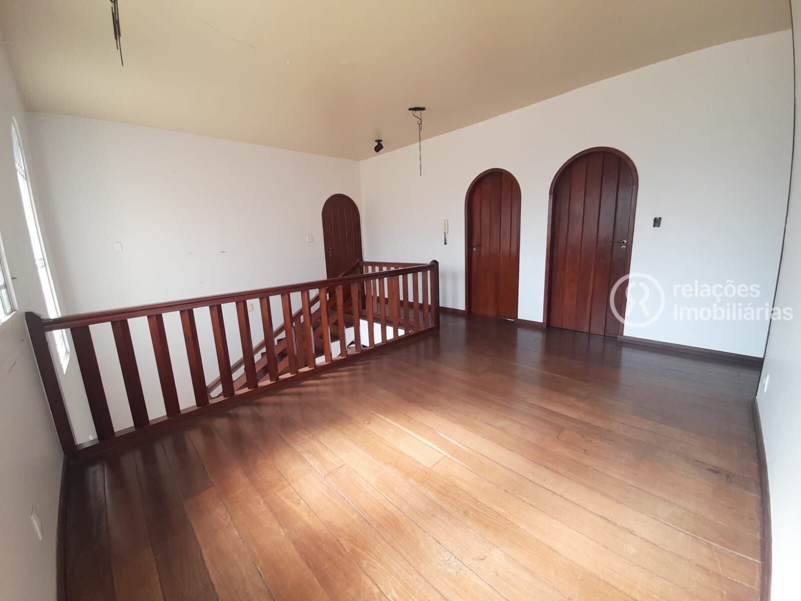 Casa para alugar com 4 quartos, 440m² - Foto 42