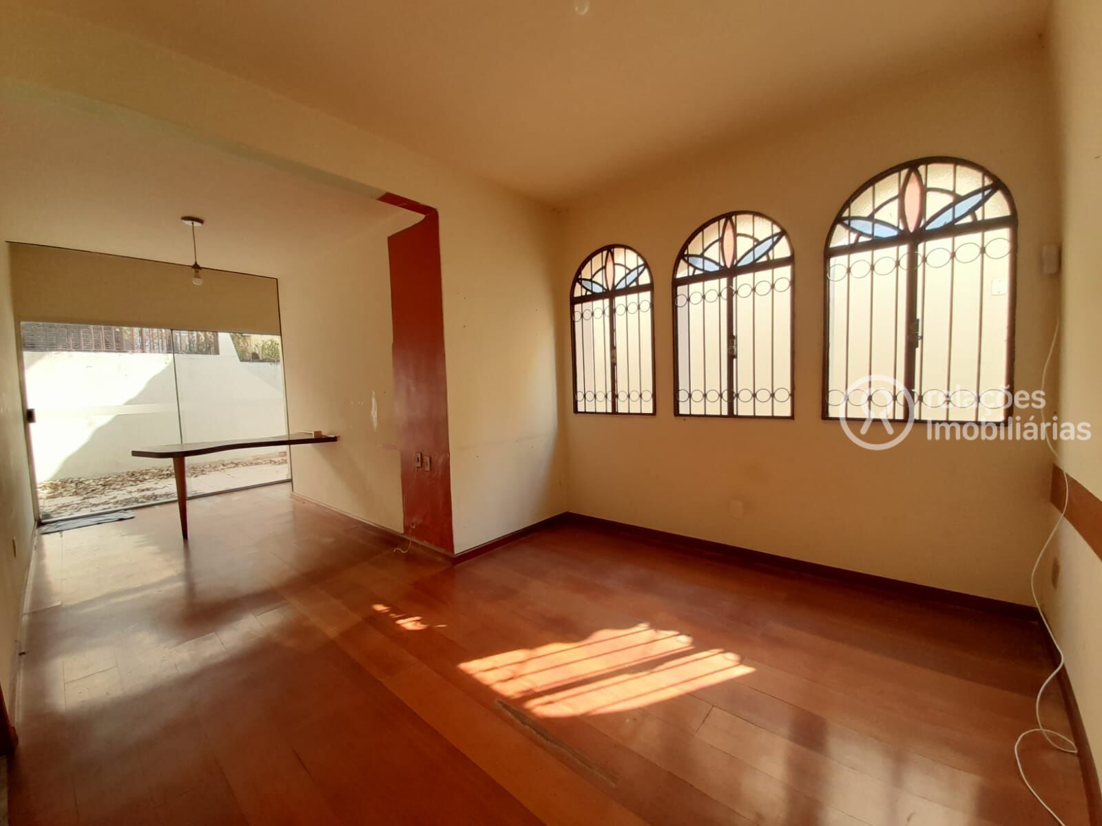 Casa para alugar com 4 quartos, 440m² - Foto 23