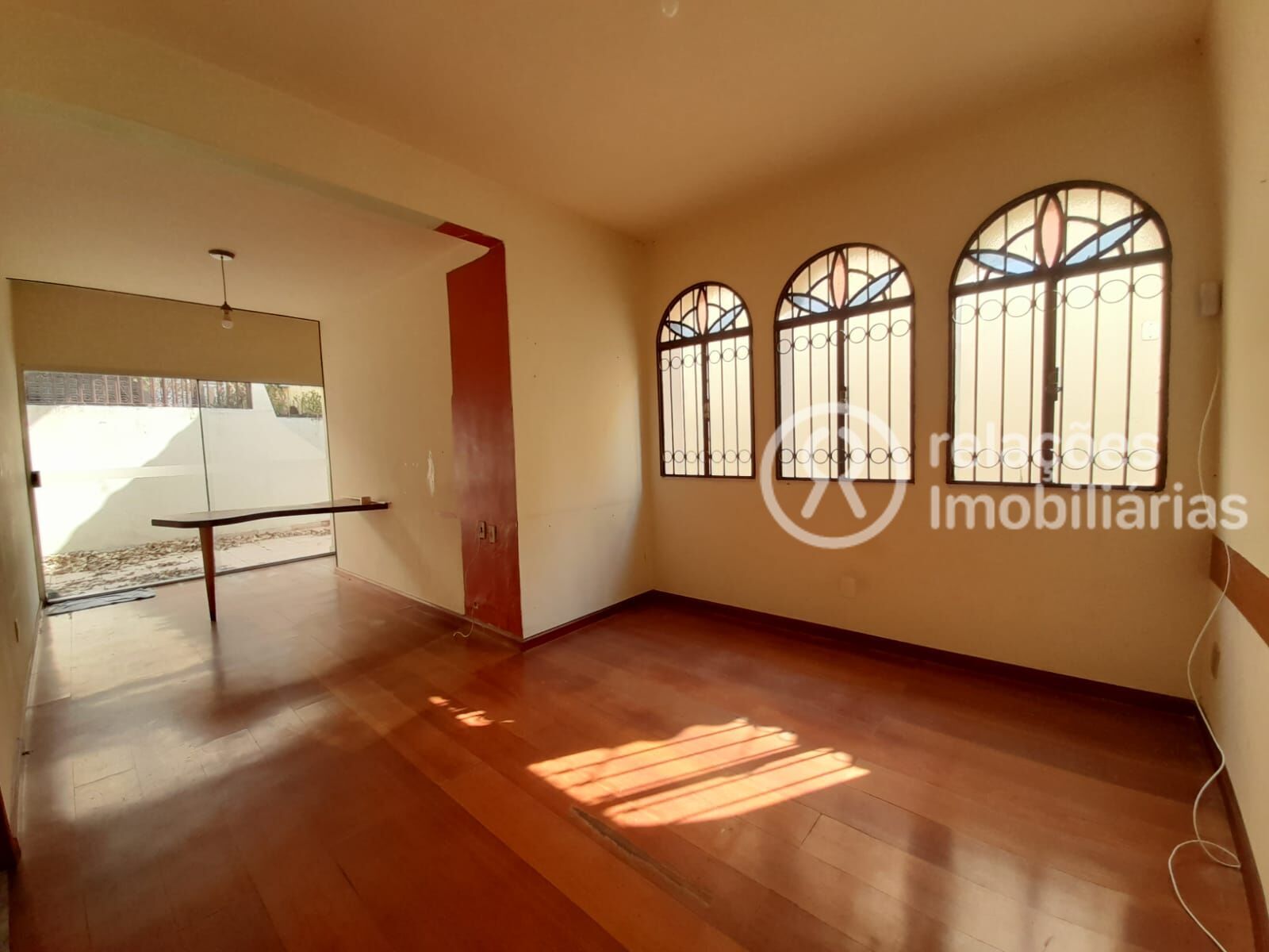 Casa para alugar com 4 quartos, 440m² - Foto 23