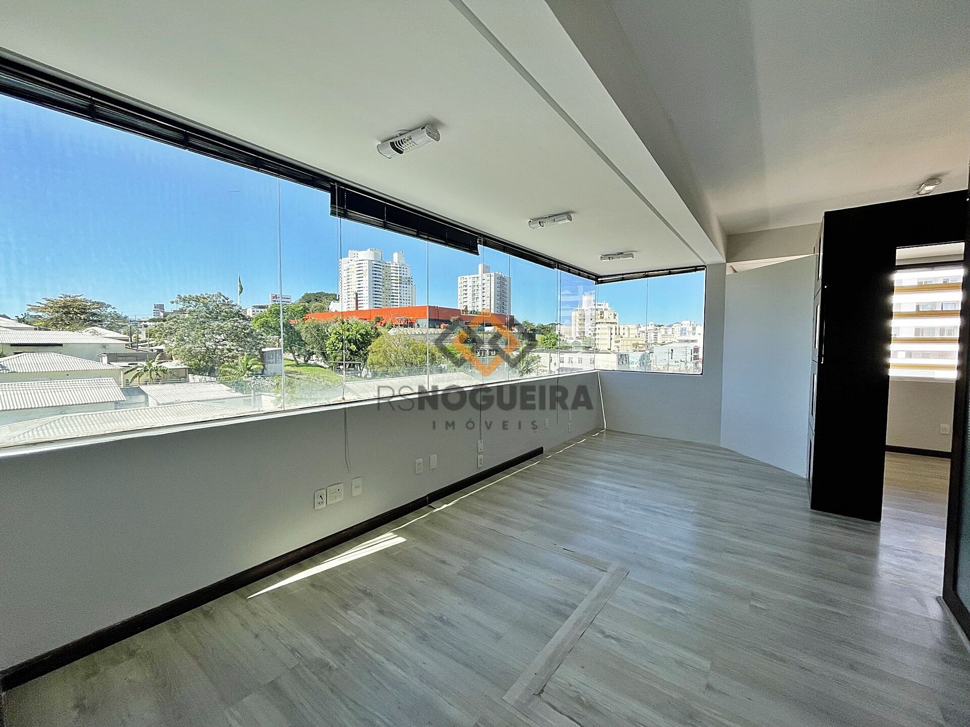 Conjunto Comercial-Sala para alugar, 26m² - Foto 2