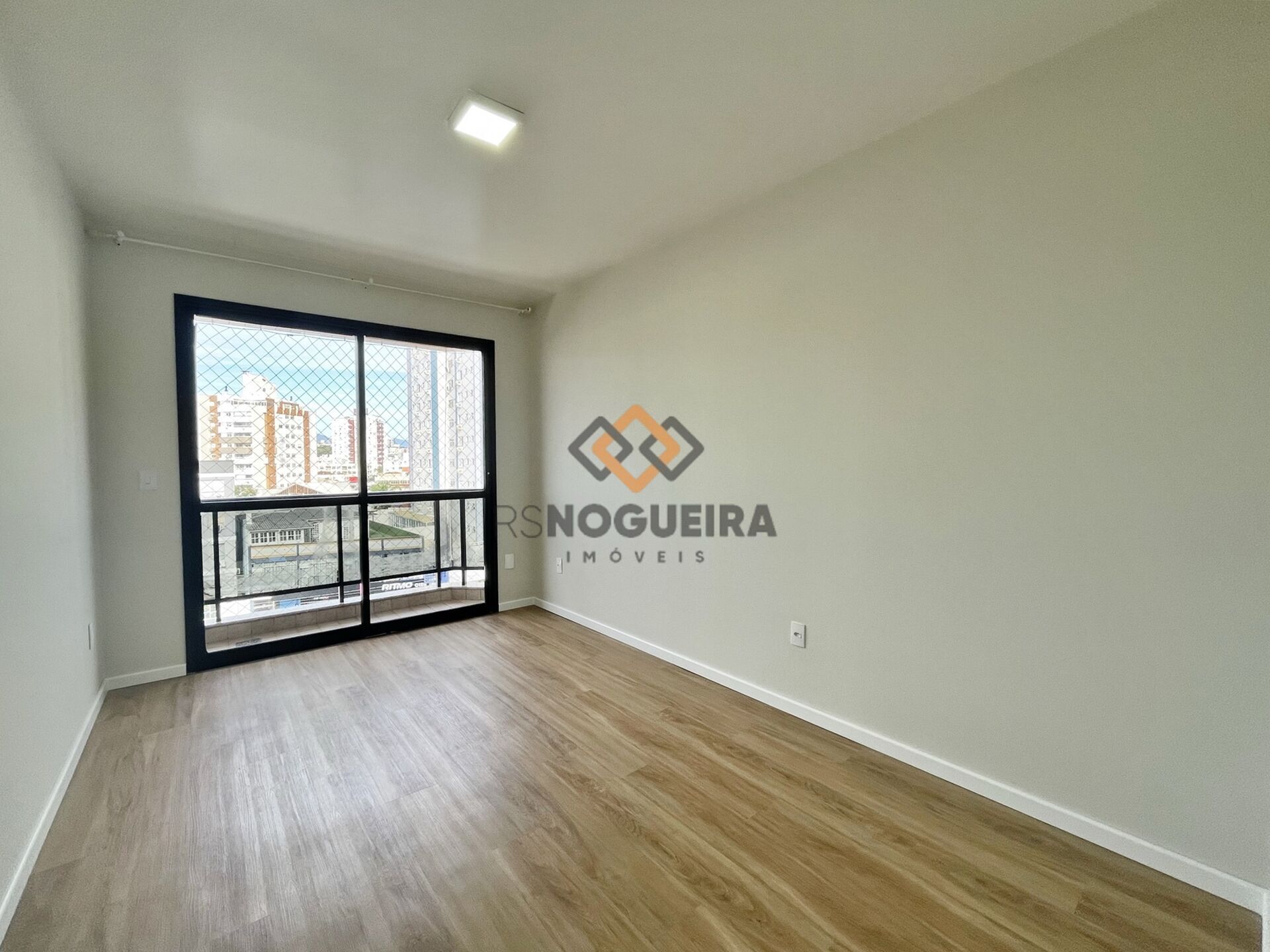 Apartamento para alugar com 3 quartos, 186m² - Foto 16