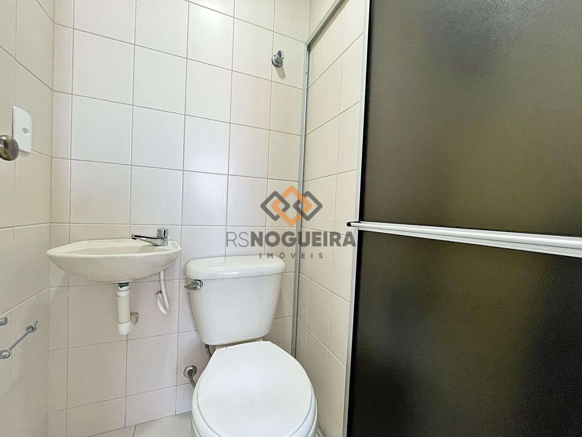 Apartamento para alugar com 3 quartos, 186m² - Foto 14