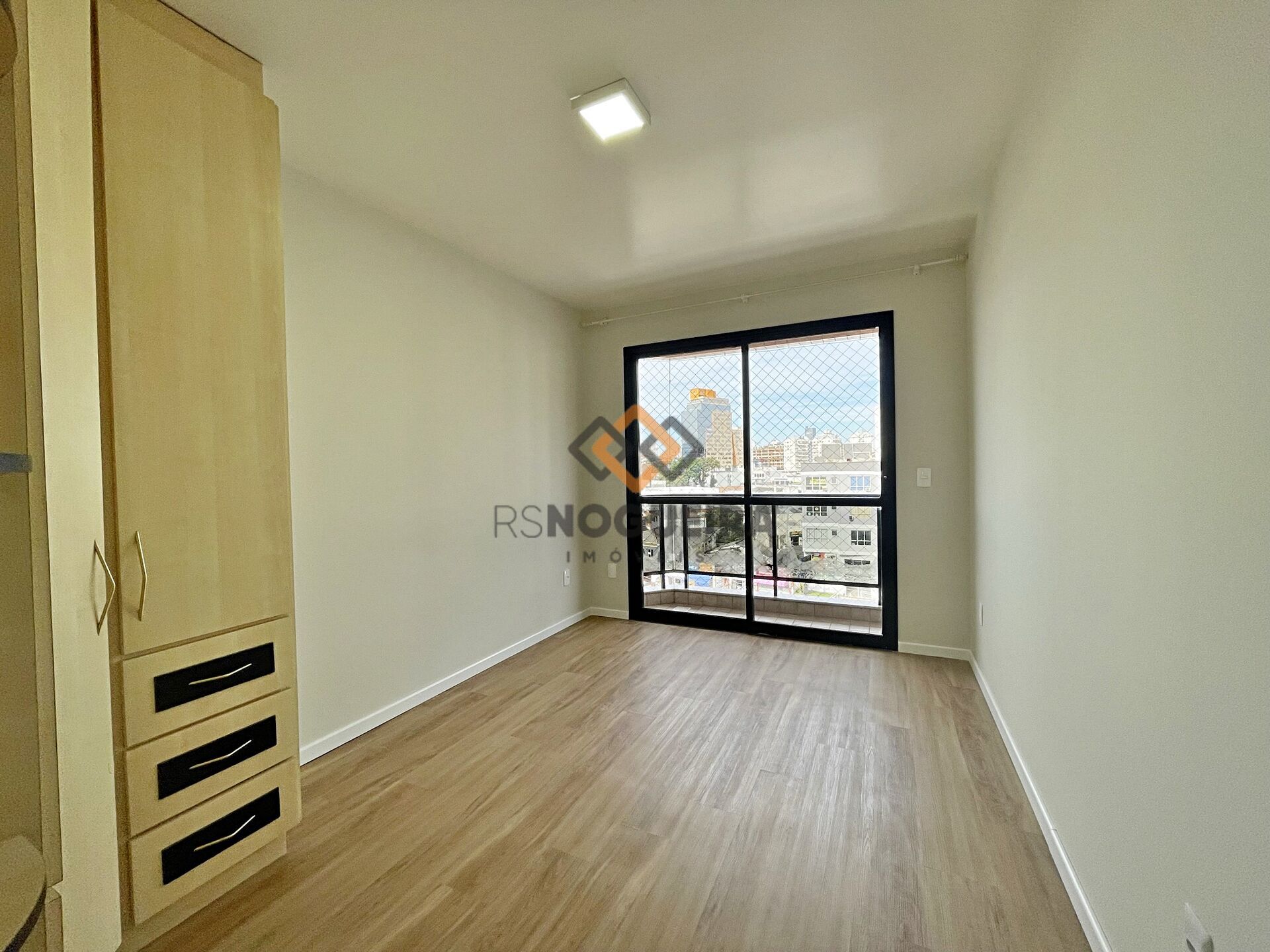 Apartamento para alugar com 3 quartos, 186m² - Foto 18