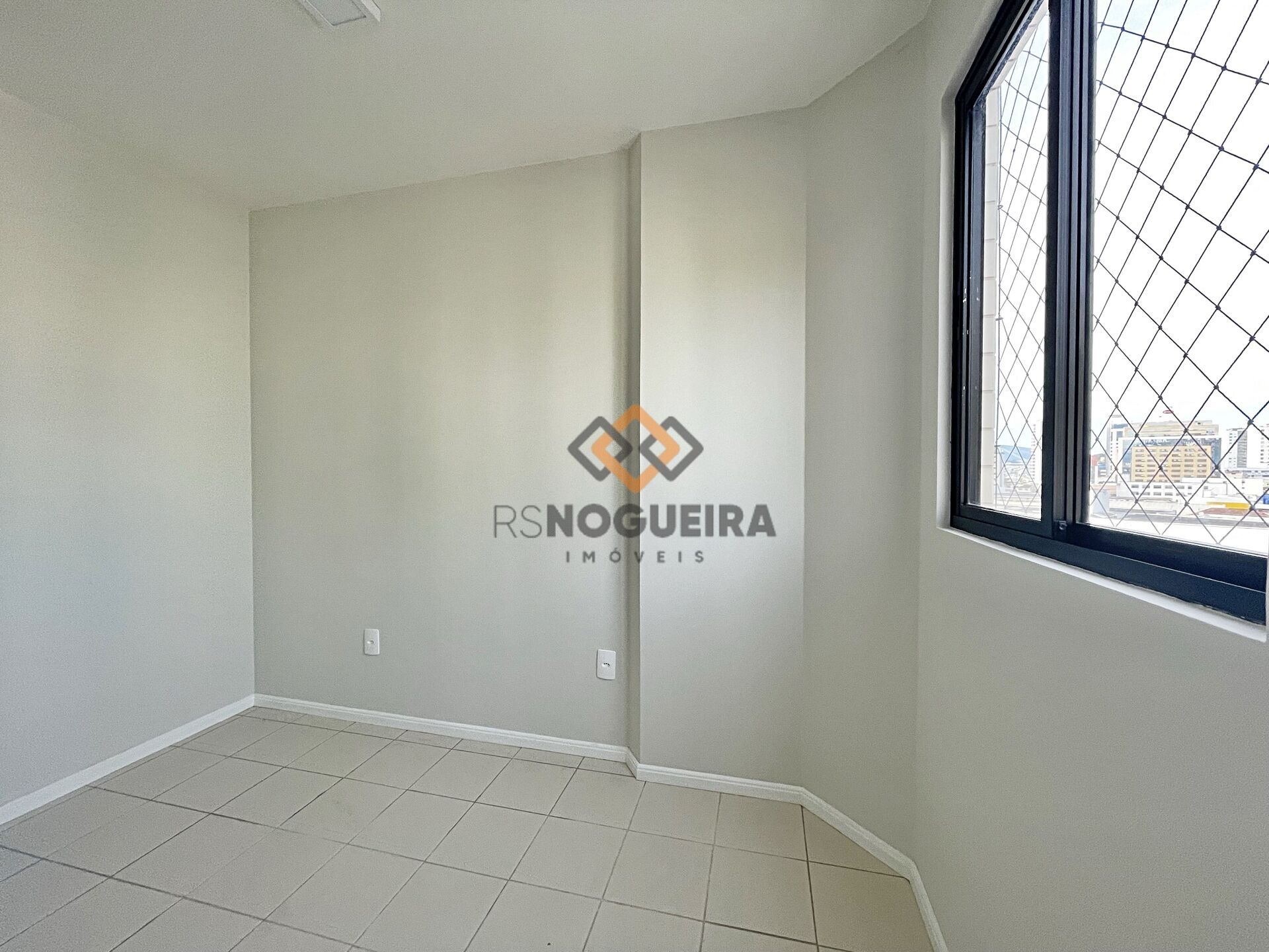 Apartamento para alugar com 3 quartos, 186m² - Foto 12