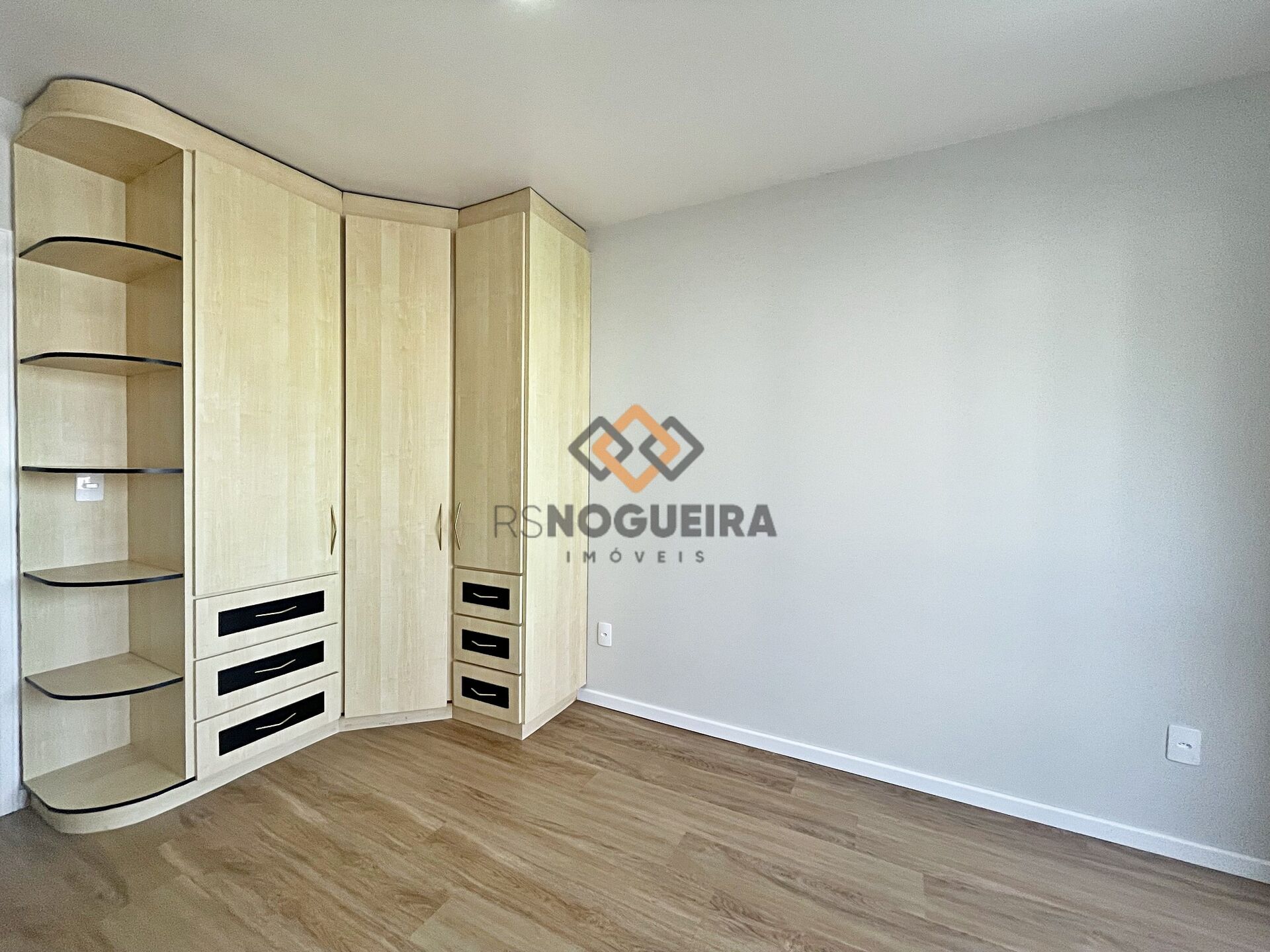 Apartamento para alugar com 3 quartos, 186m² - Foto 19