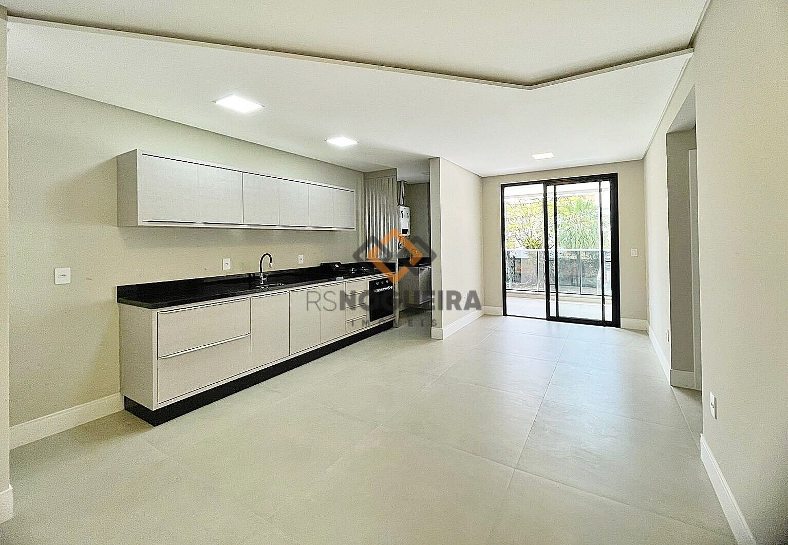 Apartamento para alugar com 2 quartos, 79m² - Foto 4