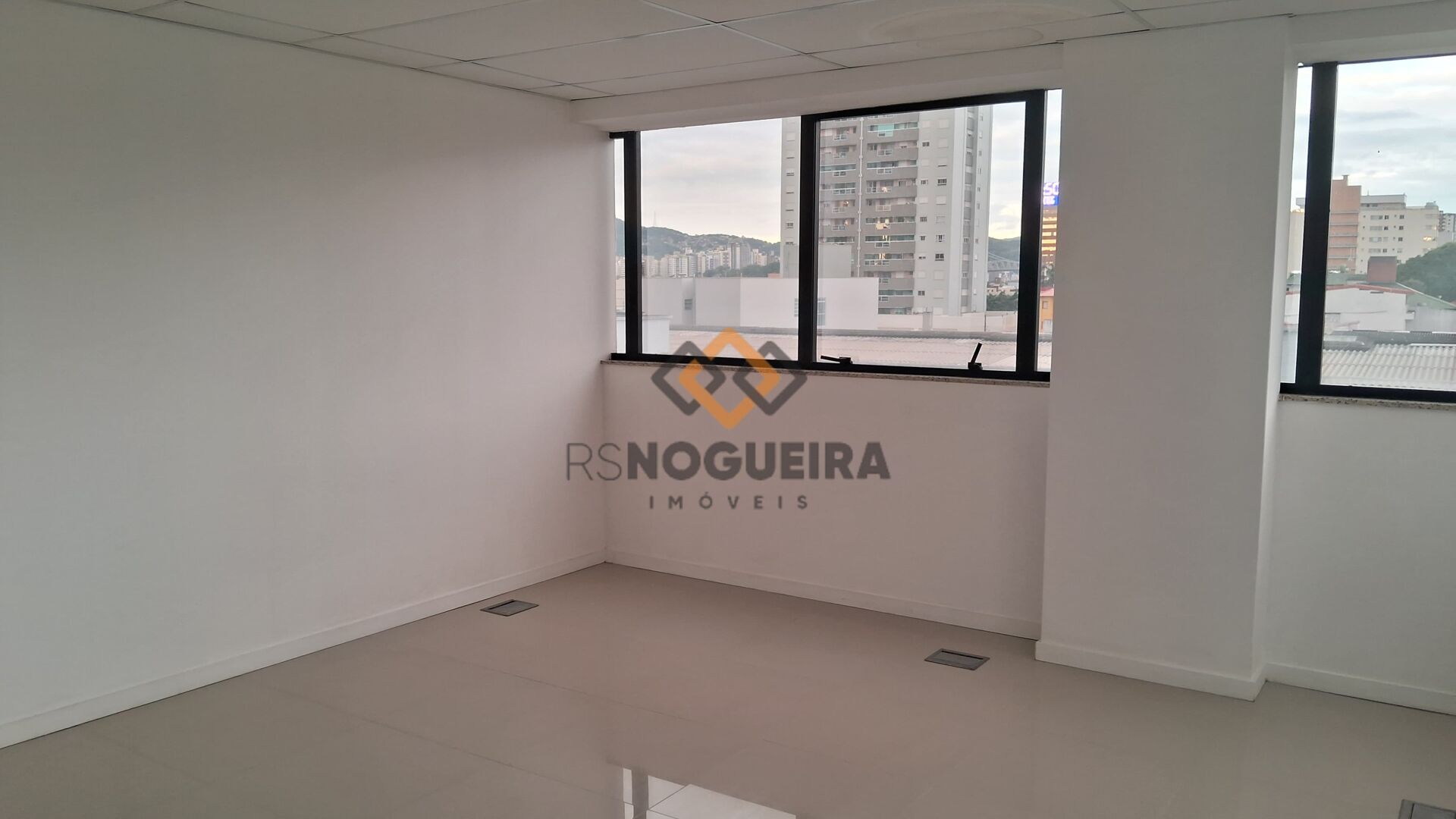 Conjunto Comercial-Sala para alugar, 25m² - Foto 1