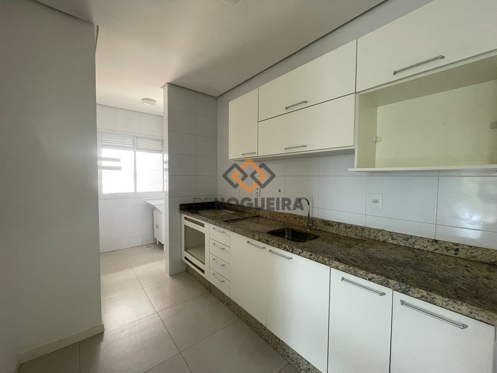 Apartamento para alugar com 3 quartos, 94m² - Foto 8