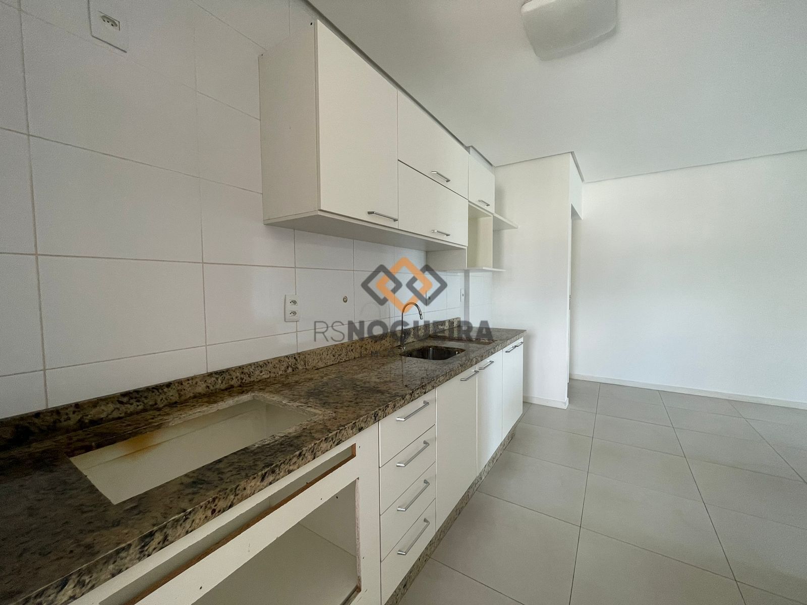 Apartamento para alugar com 3 quartos, 94m² - Foto 6