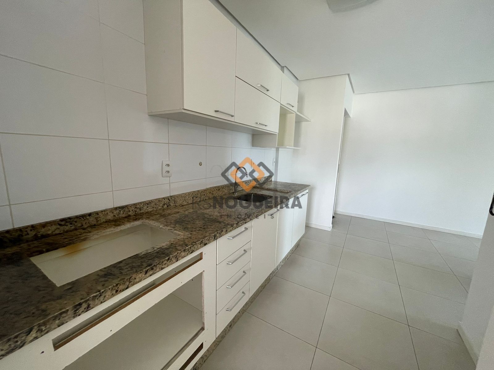 Apartamento para alugar com 3 quartos, 94m² - Foto 5