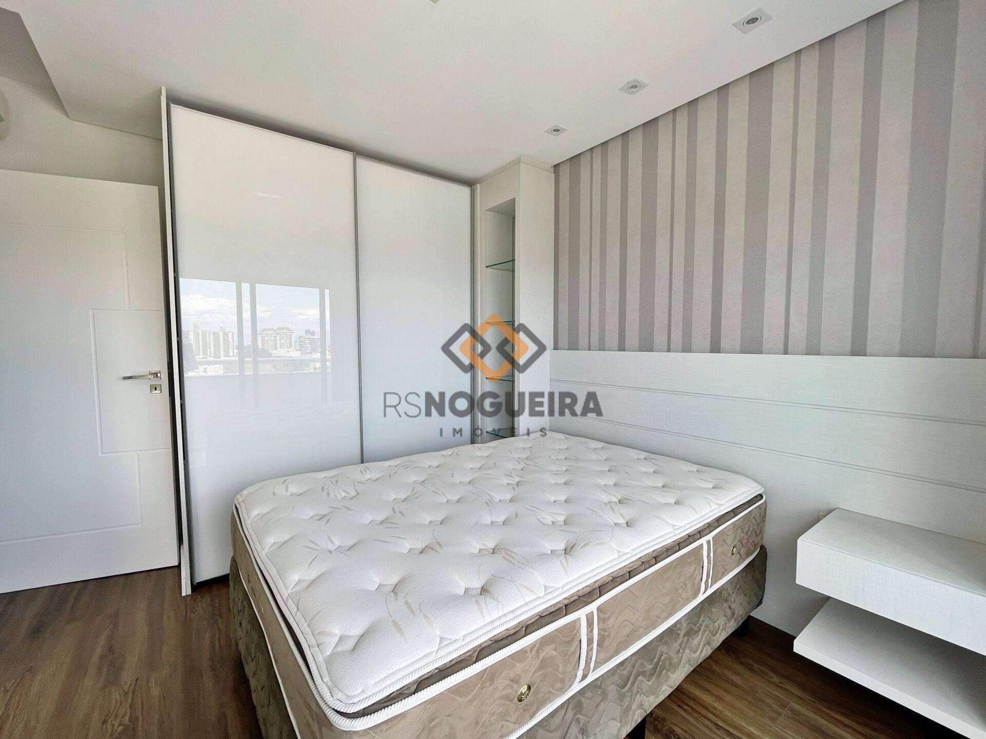 Cobertura para alugar com 3 quartos, 190m² - Foto 25