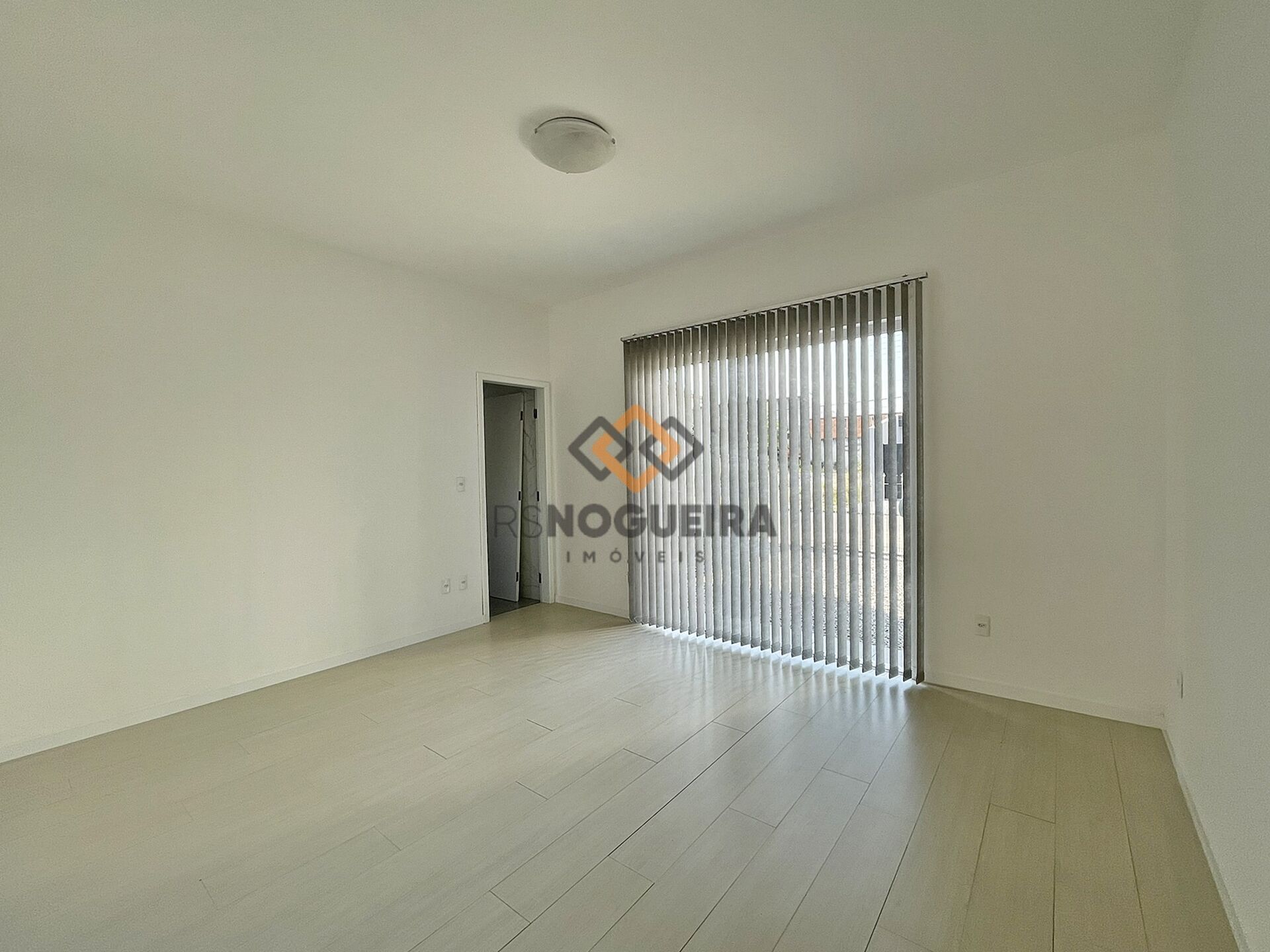 Casa para alugar com 6 quartos, 220m² - Foto 21