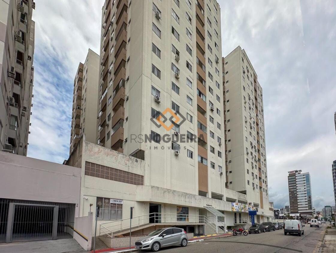 Apartamento para alugar com 2 quartos, 65m² - Foto 21