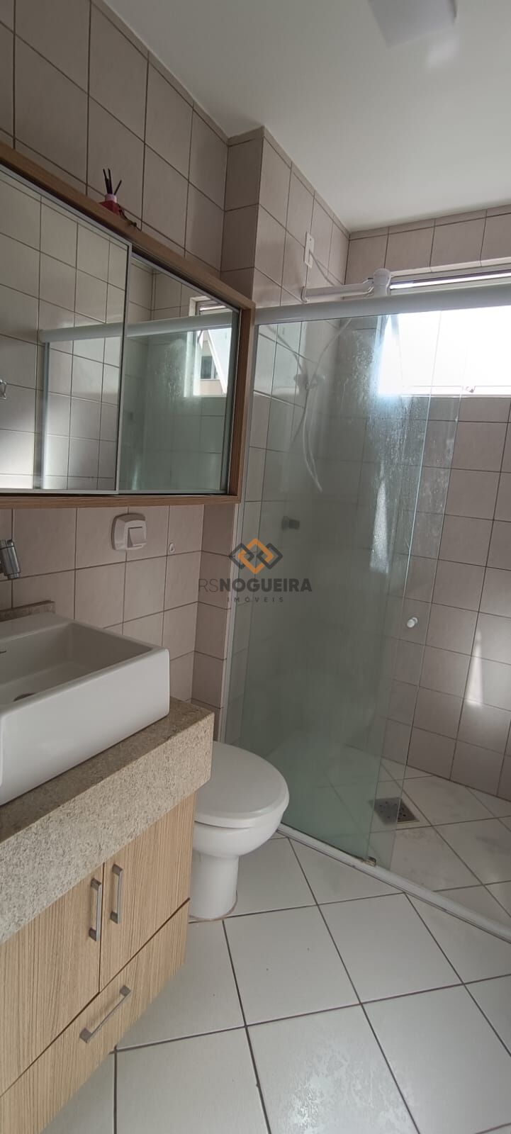 Apartamento para alugar com 2 quartos, 65m² - Foto 12