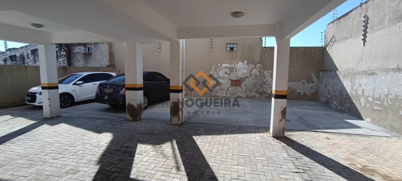 Apartamento para alugar com 2 quartos, 65m² - Foto 17