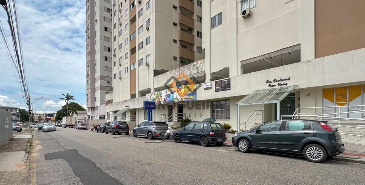 Apartamento para alugar com 2 quartos, 65m² - Foto 19