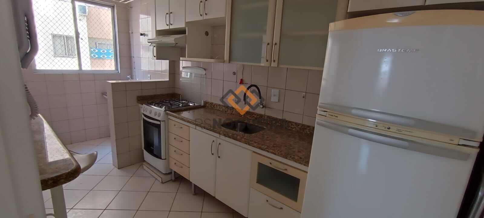 Apartamento para alugar com 2 quartos, 65m² - Foto 7